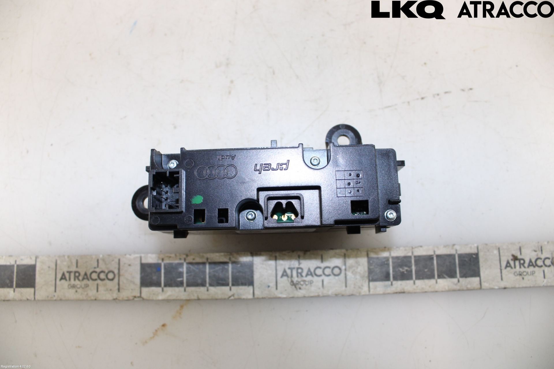 Audi A6 F2/C8 19- Strömställare Ljus