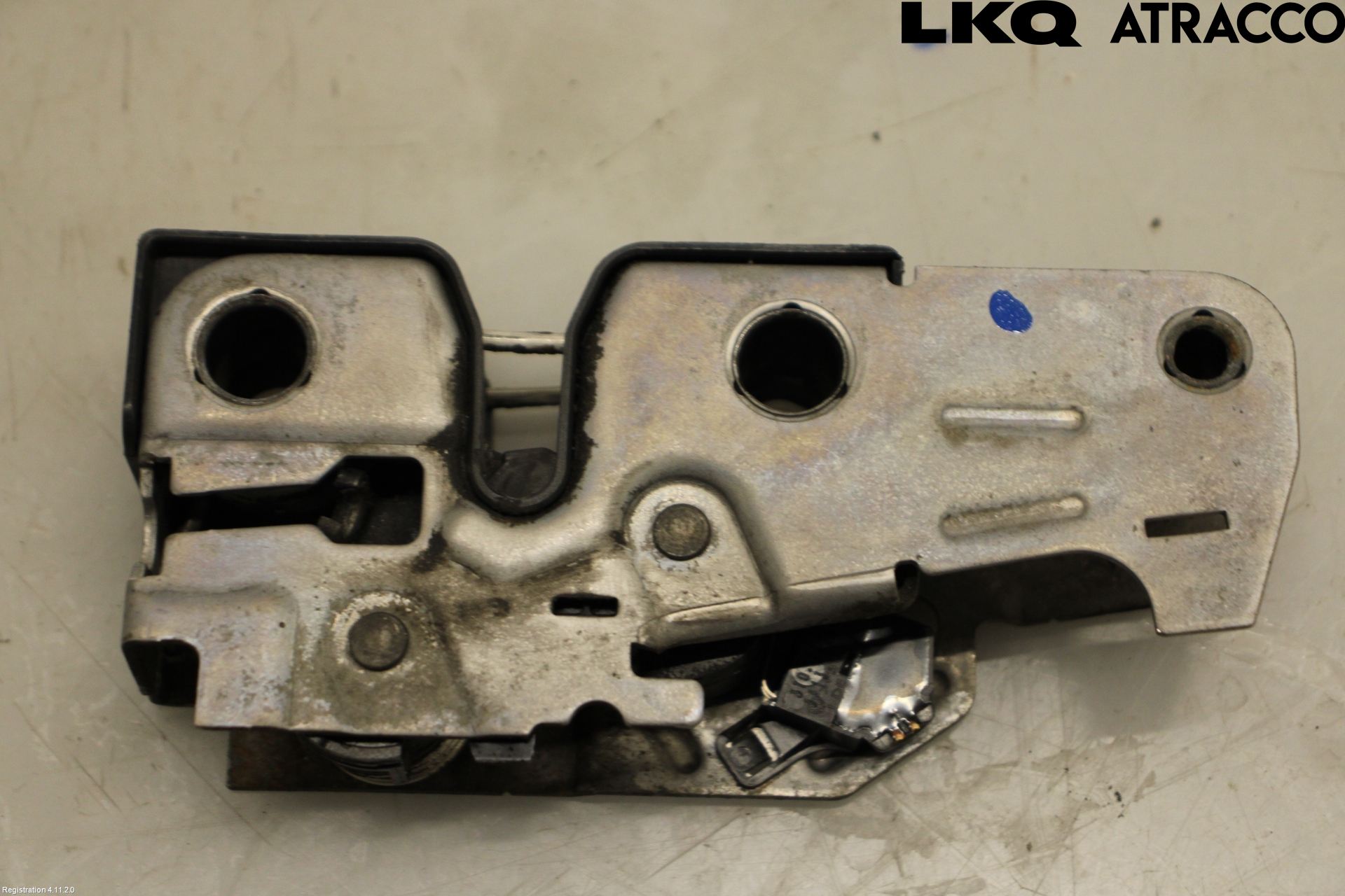 Skoda SUPERB 09-15 Huvlås