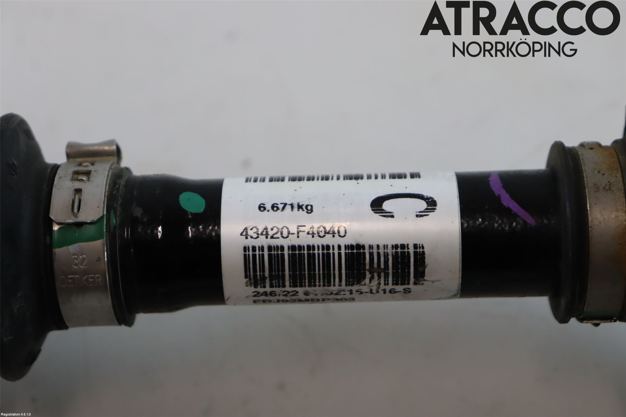 Toyota C-HR 16-23 Drivaxel Fram Vänster