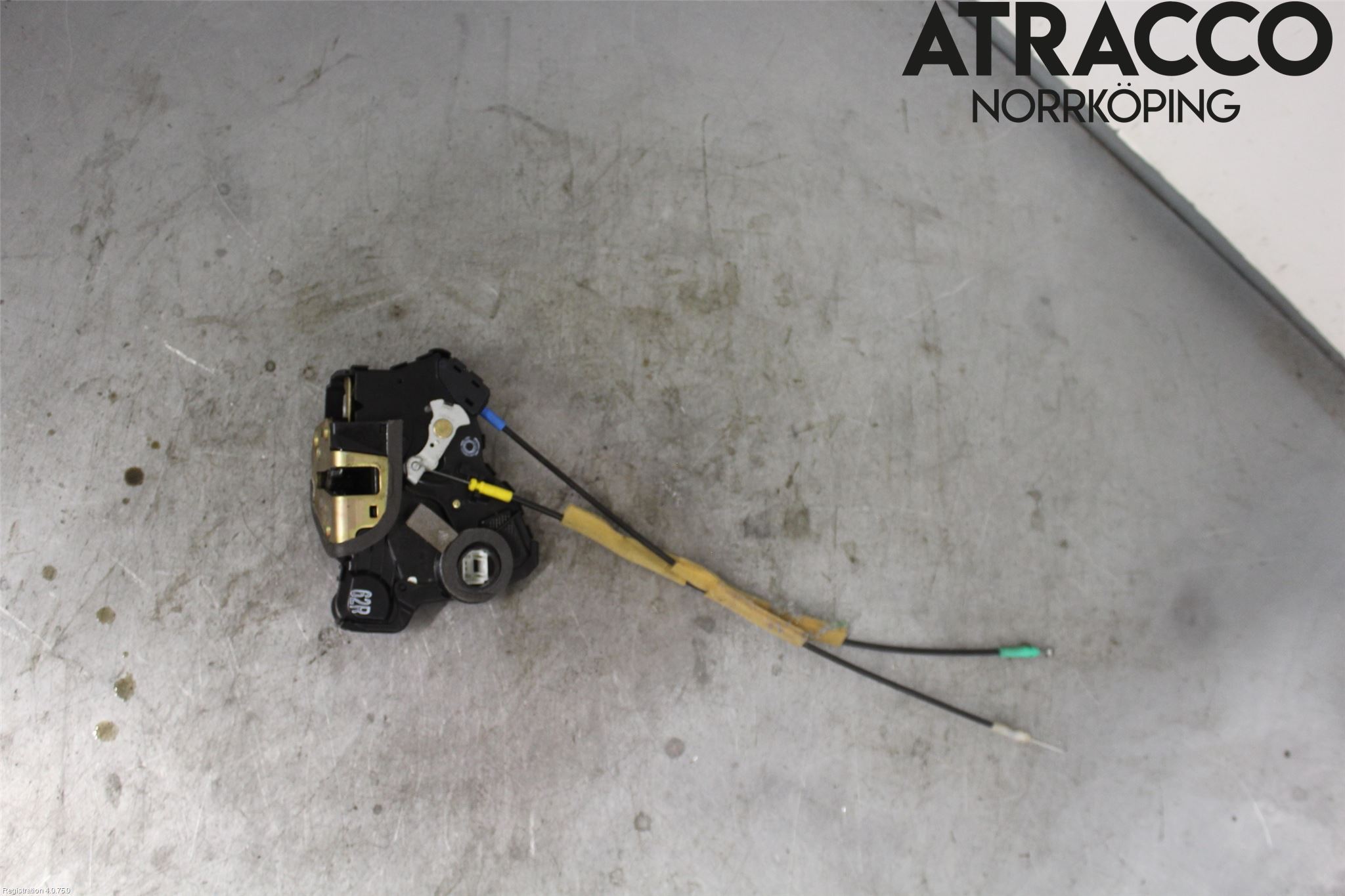 Toyota COROLLA VERSO 04-07 Låskista-Dörrlås