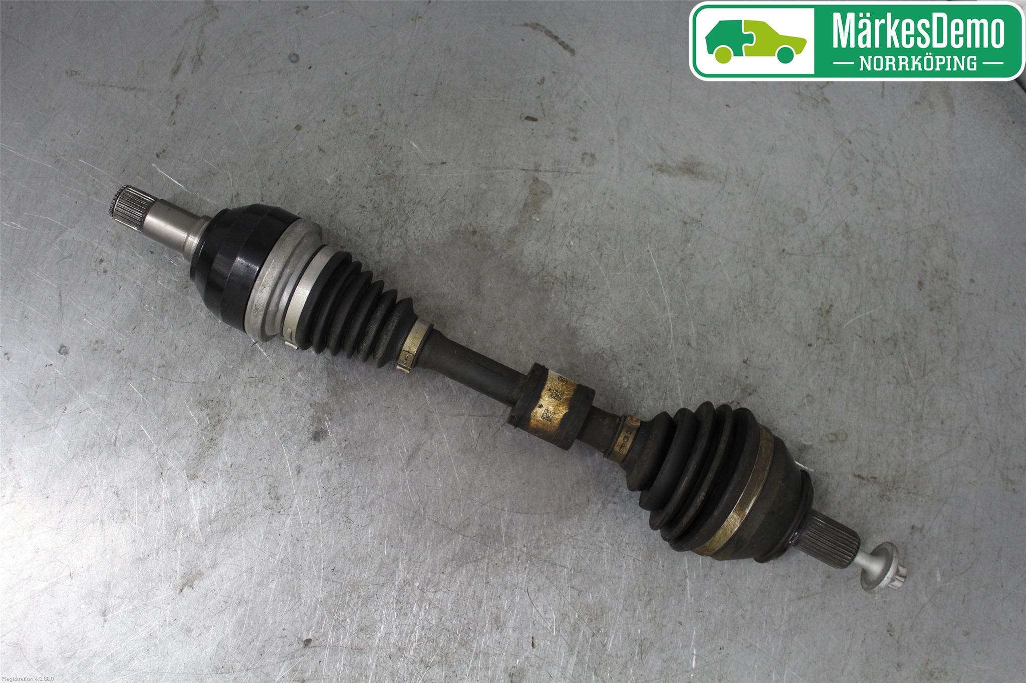 Mercedes-Benz MB A-KLASS (W177) 18- Drivaxel Fram Vänster