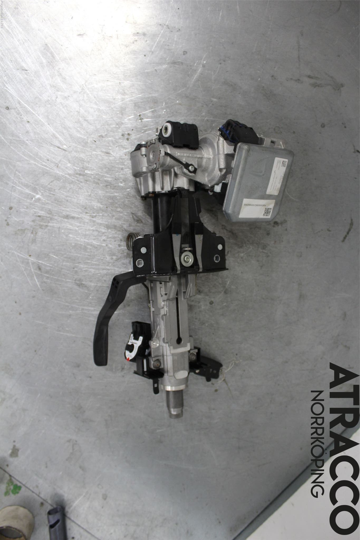 Volkswagen VW POLO VI 18->> Rattaxelagg Med Inb Servo