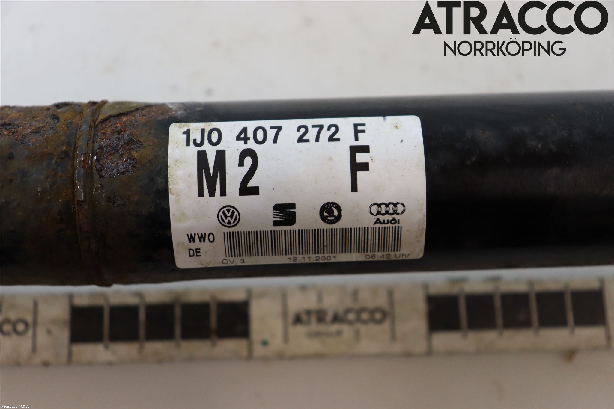 Volkswagen VW GOLF IV 98-06 Drivaxel Fram Höger