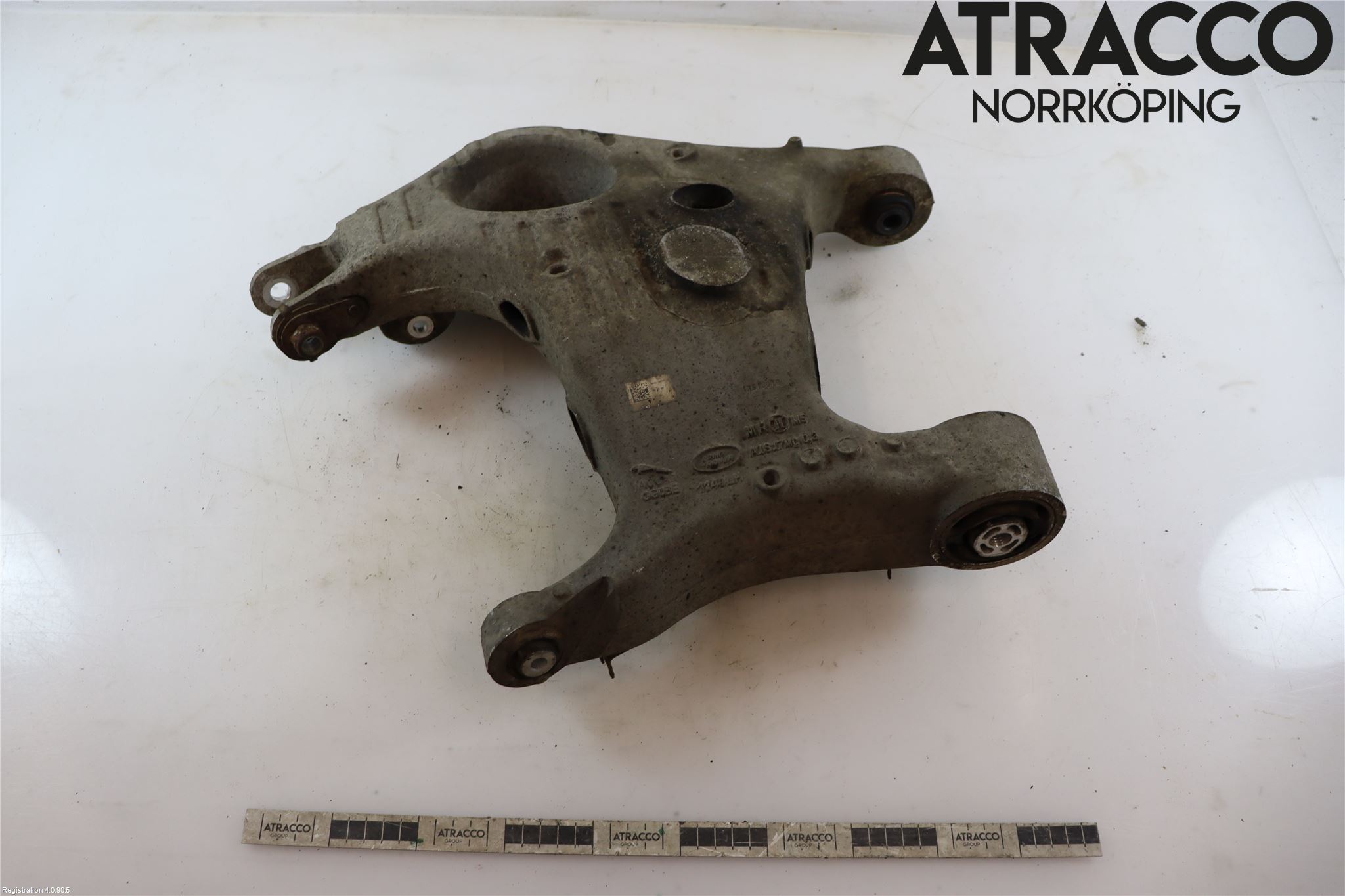 Jaguar F-PACE Bärarm Bak Vänster