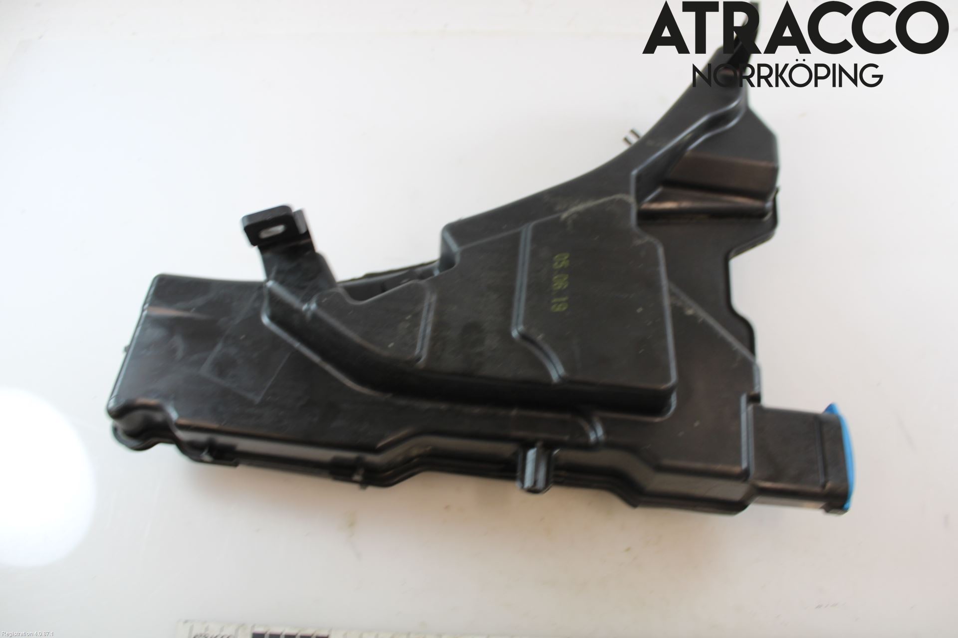 Audi A5 17- Spolartank Vindruta-Strål