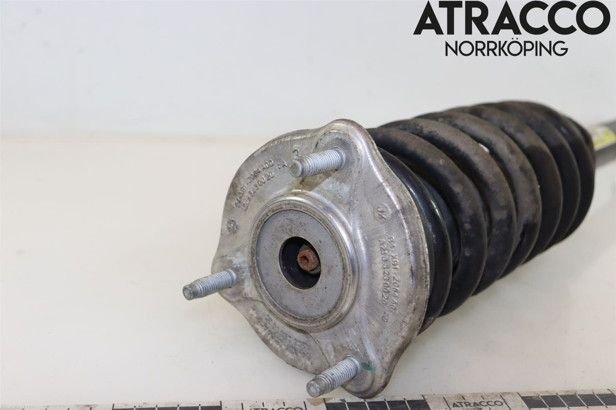 Mercedes-Benz MB E-KLASS (W213) 16-23 Fjäderben Fram Vänster