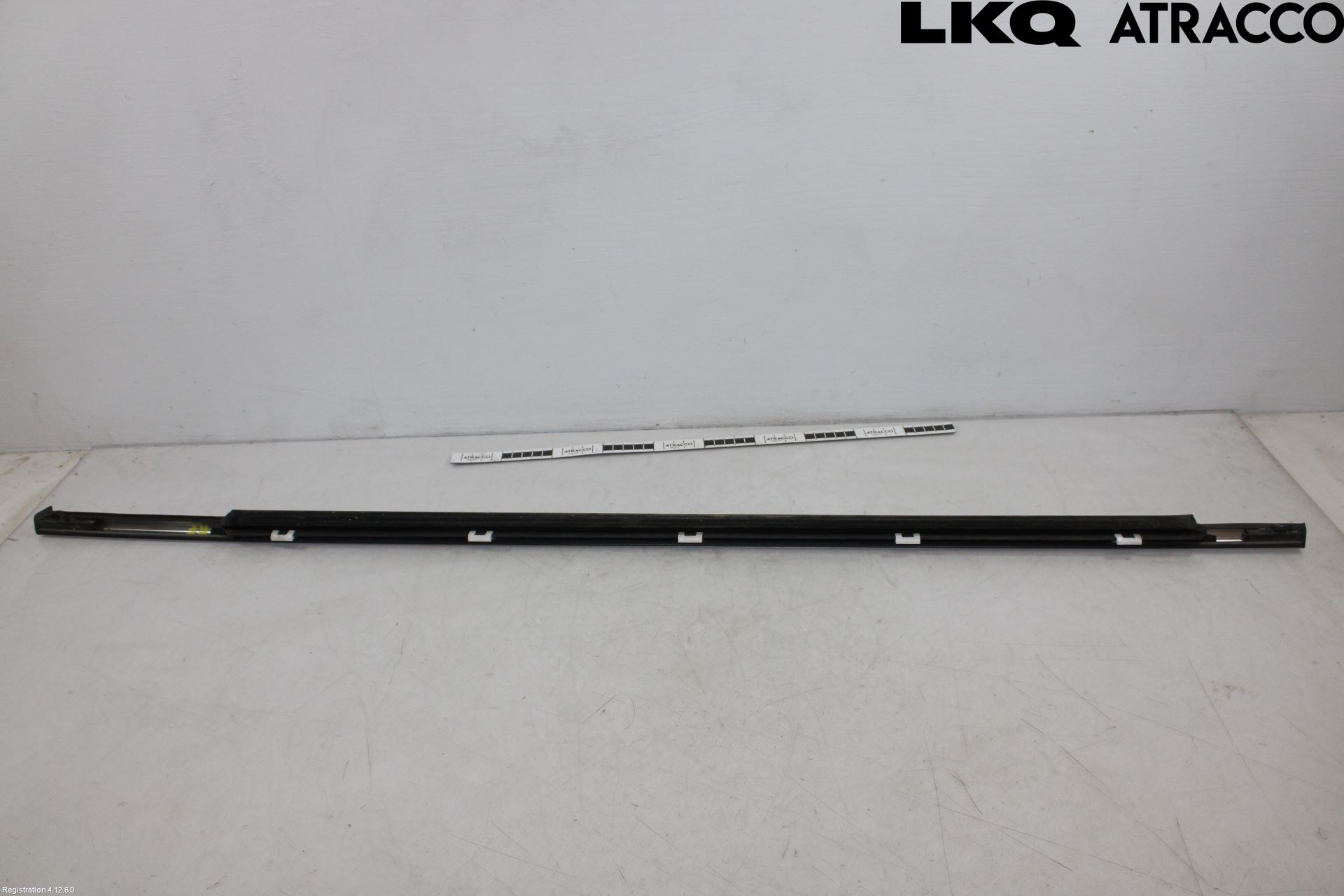 Hyundai i40 08-15 Dörr Dekorlist Fram Vä