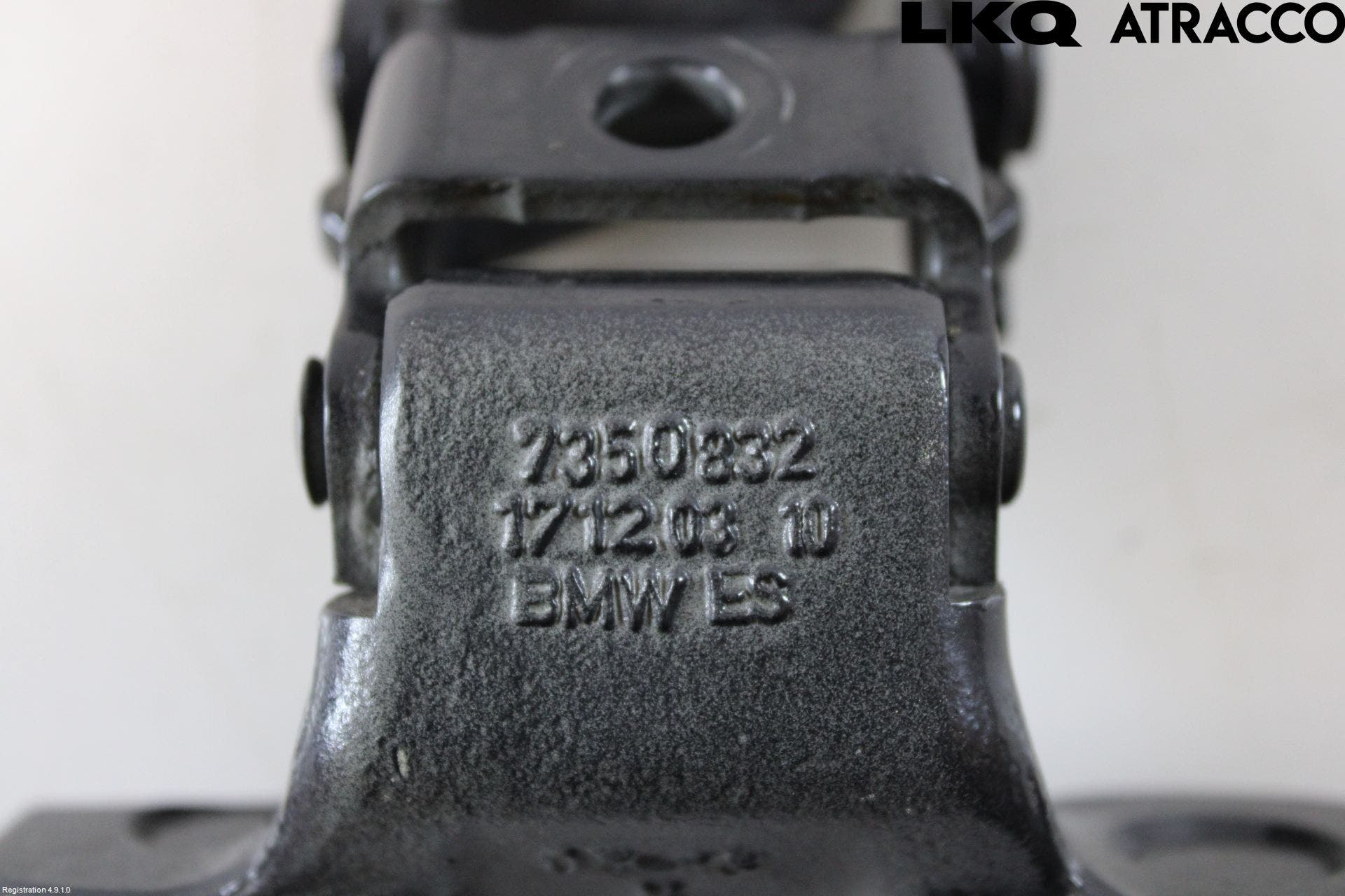 BMW X1 F48 15-22 Bakluckegångjärn Hö