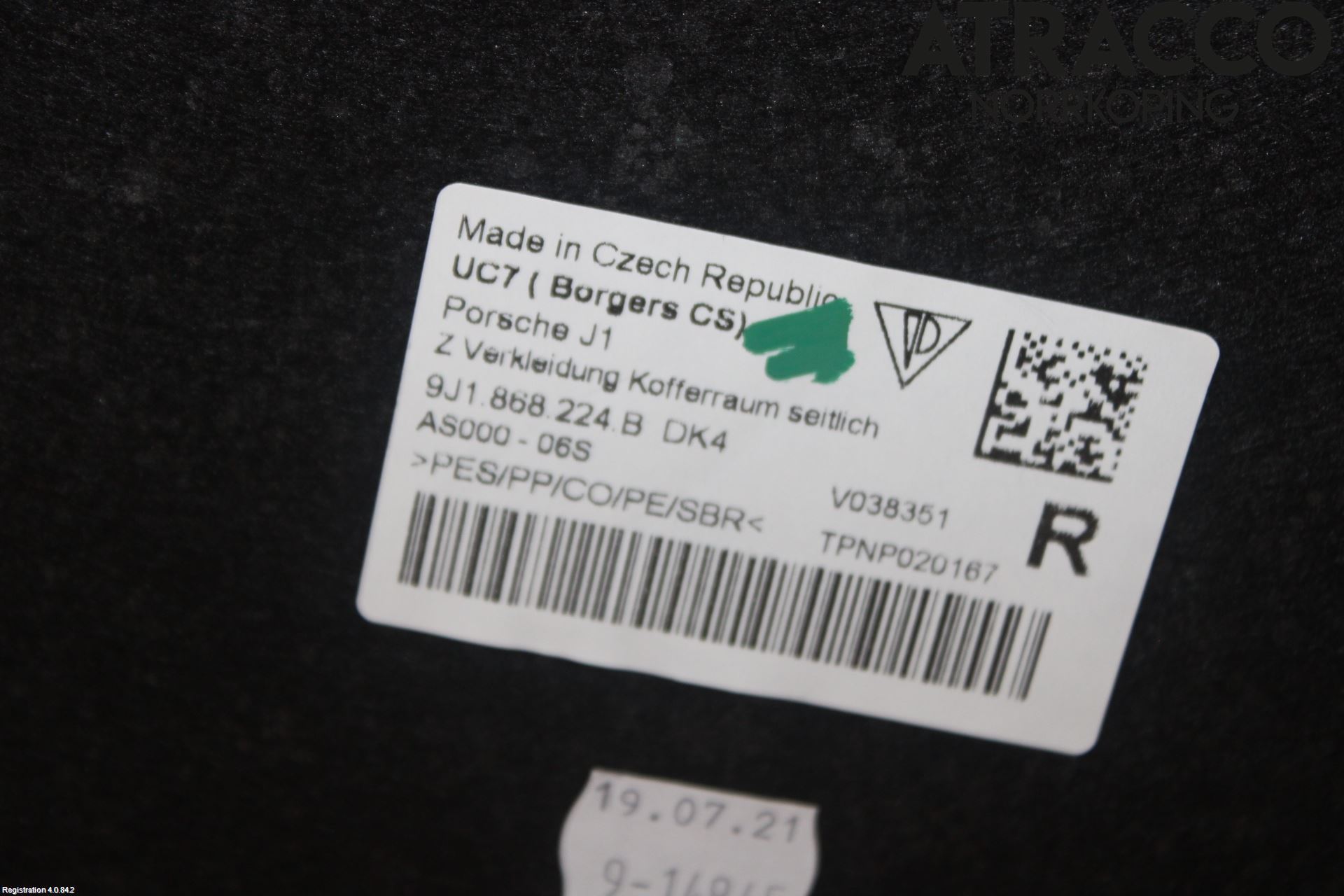 Audi E-TRON GT FW 21- Inrbagagerumklädsel-Golv