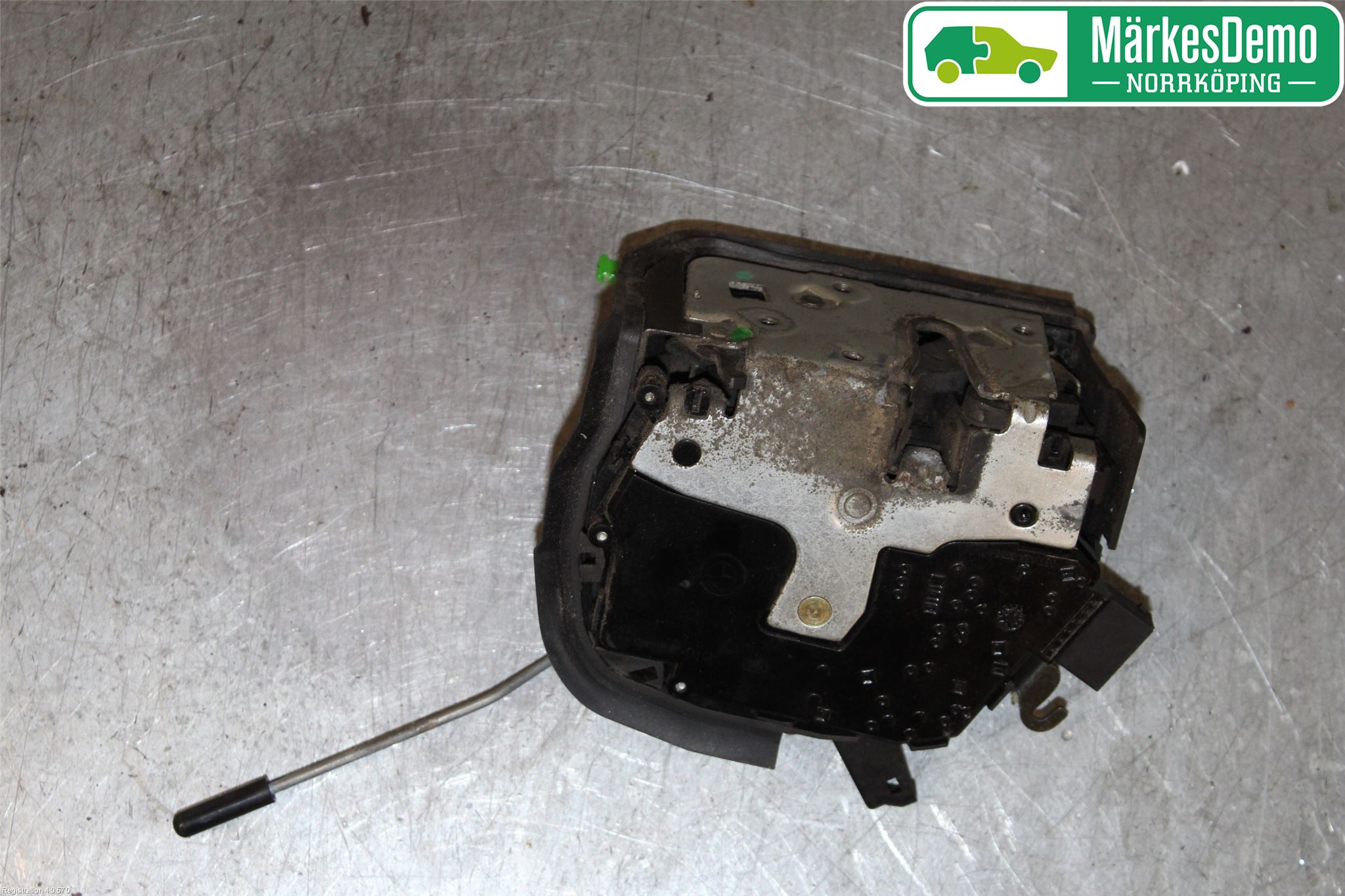 BMW X5 E53     99-06 Låskista-Dörrlås