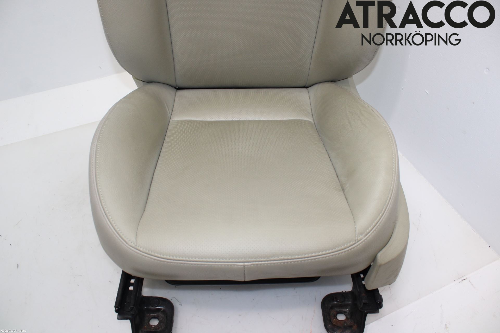 Ford FOCUS     04-07 Inredning Stol Fram Vä