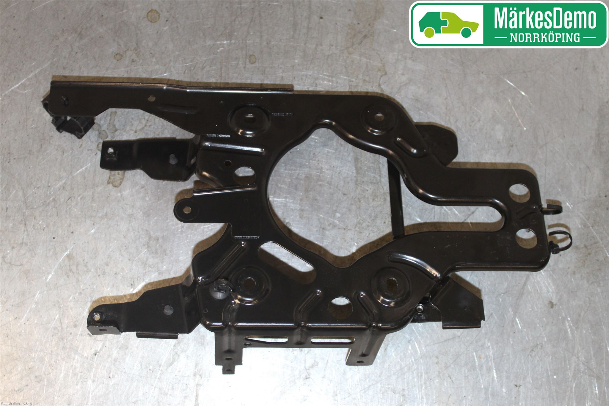 Volkswagen VW GOLF / E-GOLF VII 13-20 Batterilåda-Fäste-Hållare