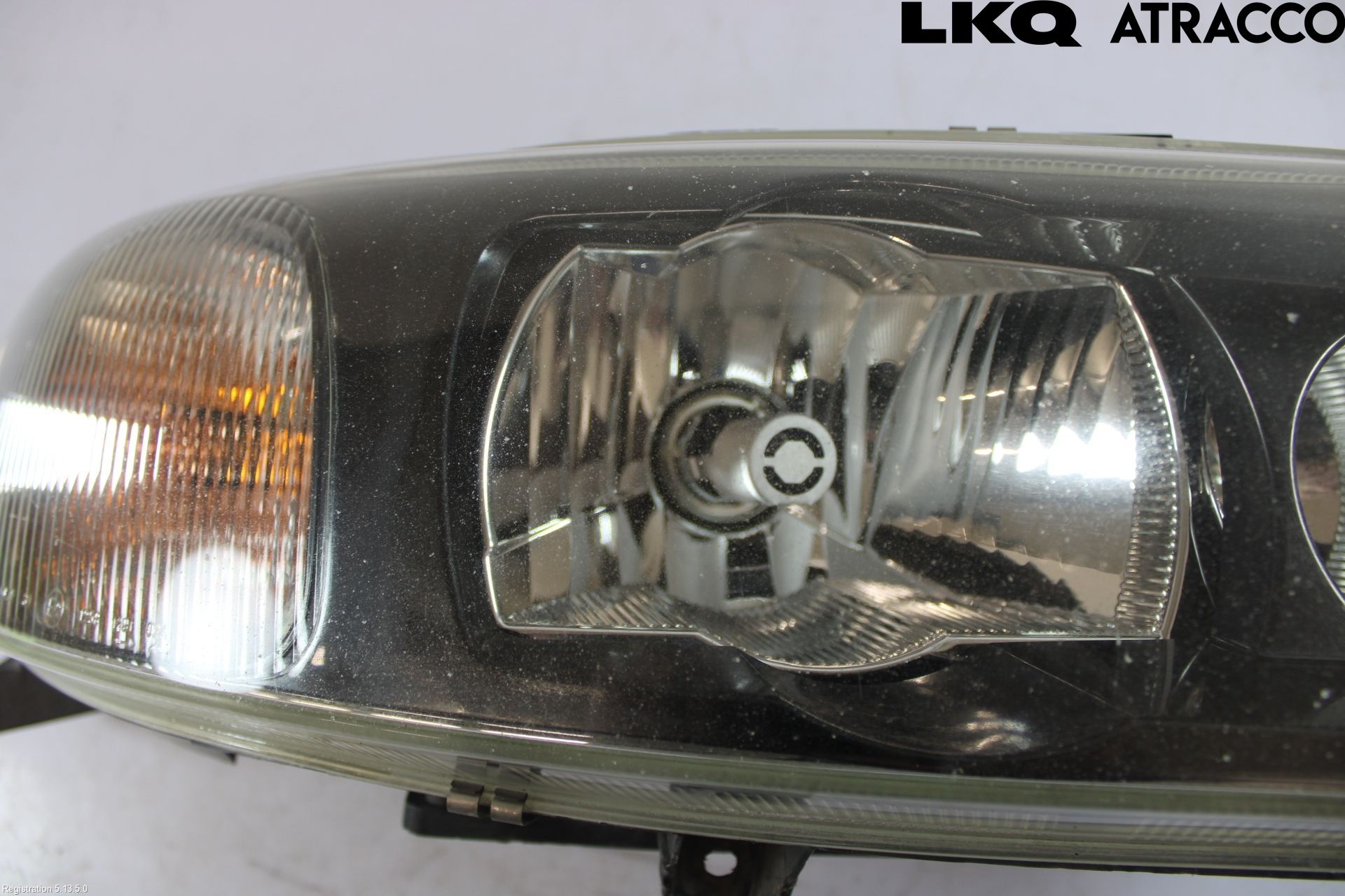 Volvo V70 00-04 Strålkastare Höger