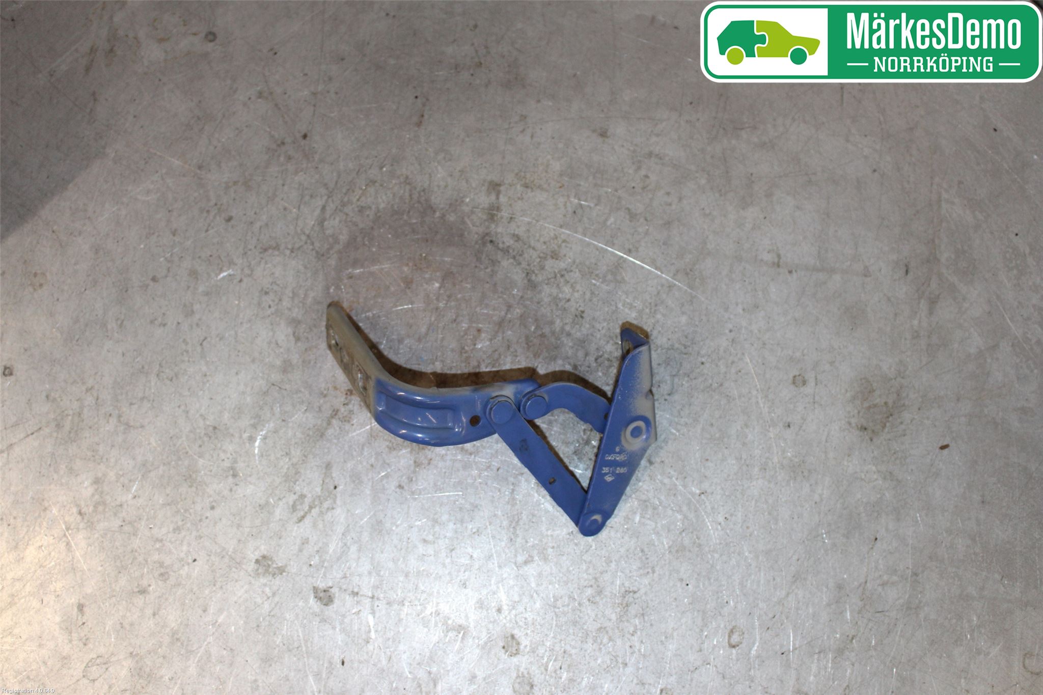 Renault MASTER   98-03 Huvgångjärn