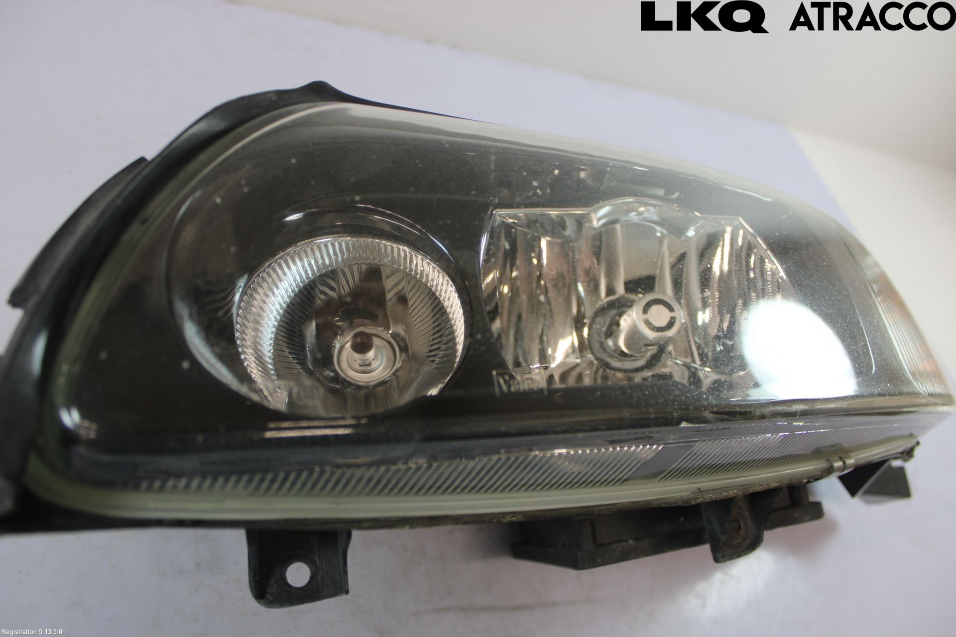 Volvo V70 00-04 Strålkastare Vänster