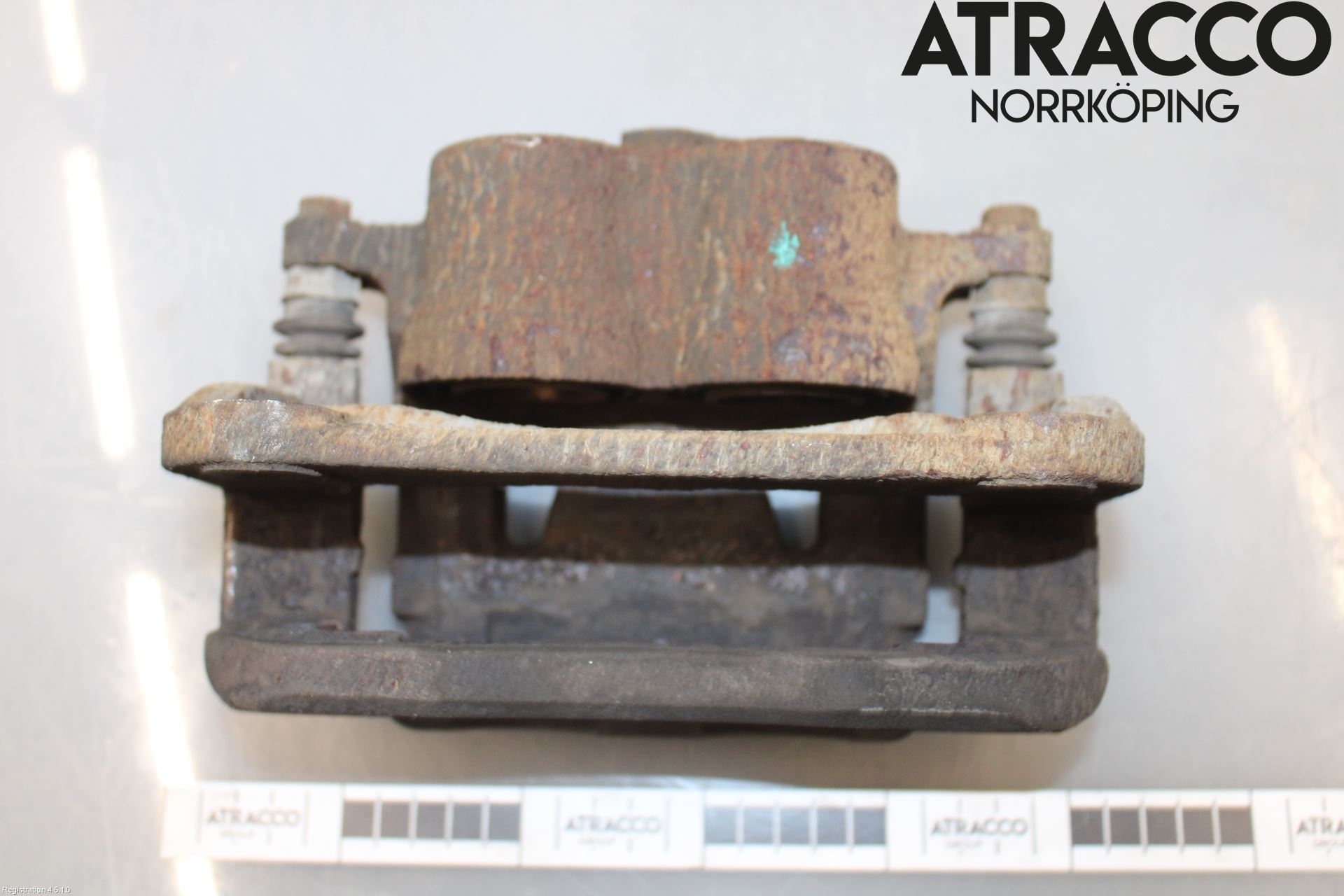Toyota RAV4 13-18 Bromsok Fram Vänster