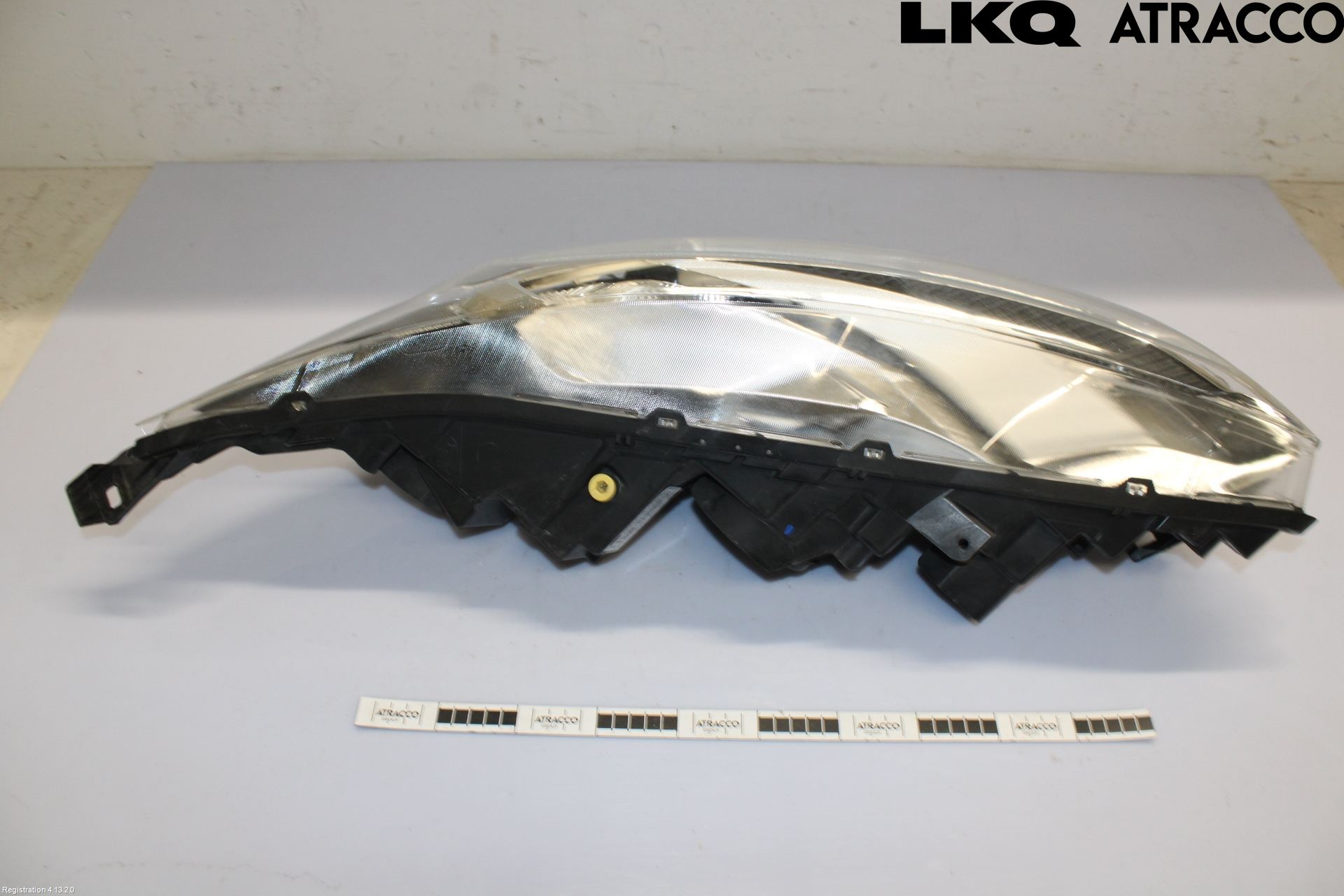Ford TRANSIT/TOURNEO CONNECT 13-22 Strålkastare Vänster