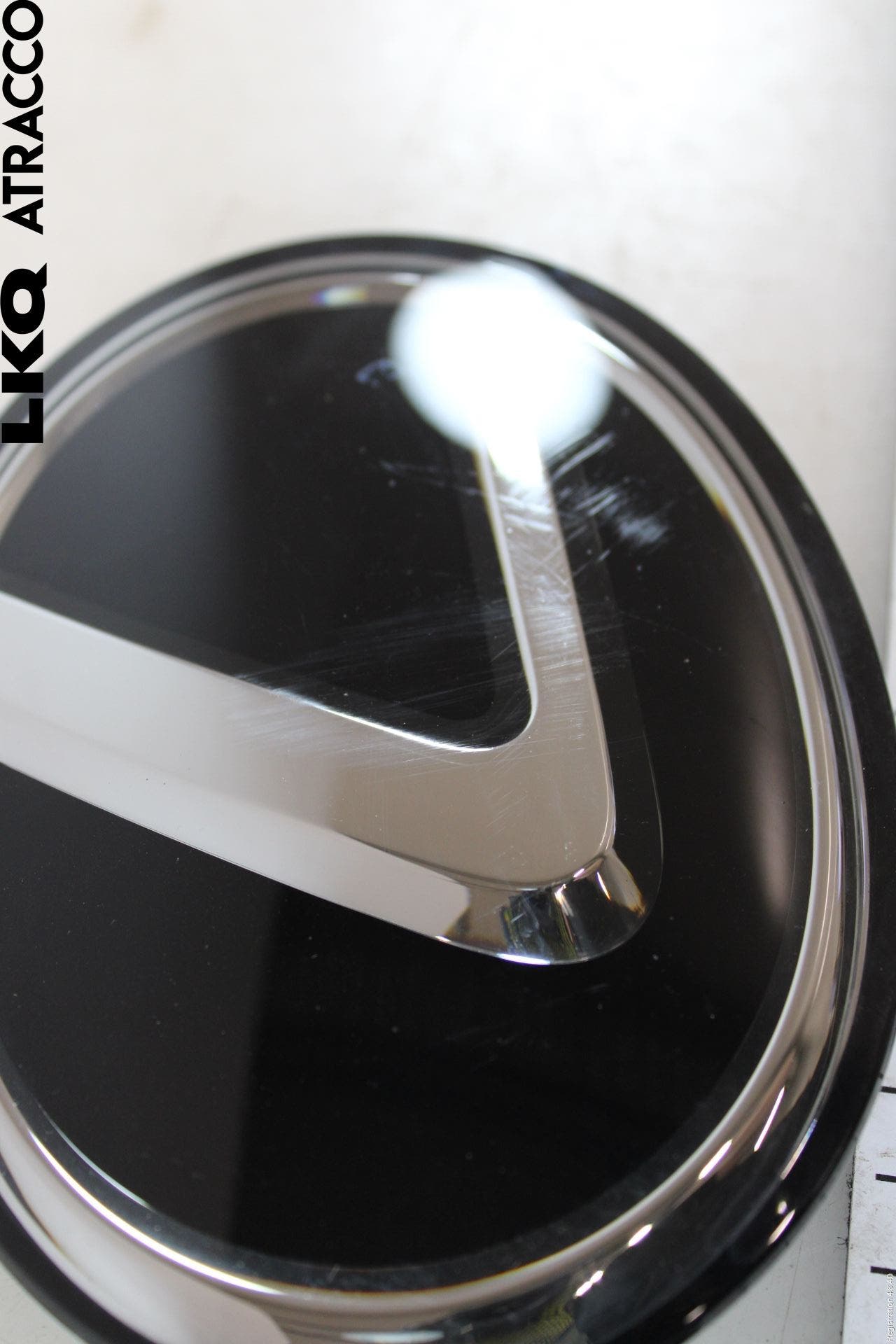 Lexus NX 340h/450h+ 21- Emblem