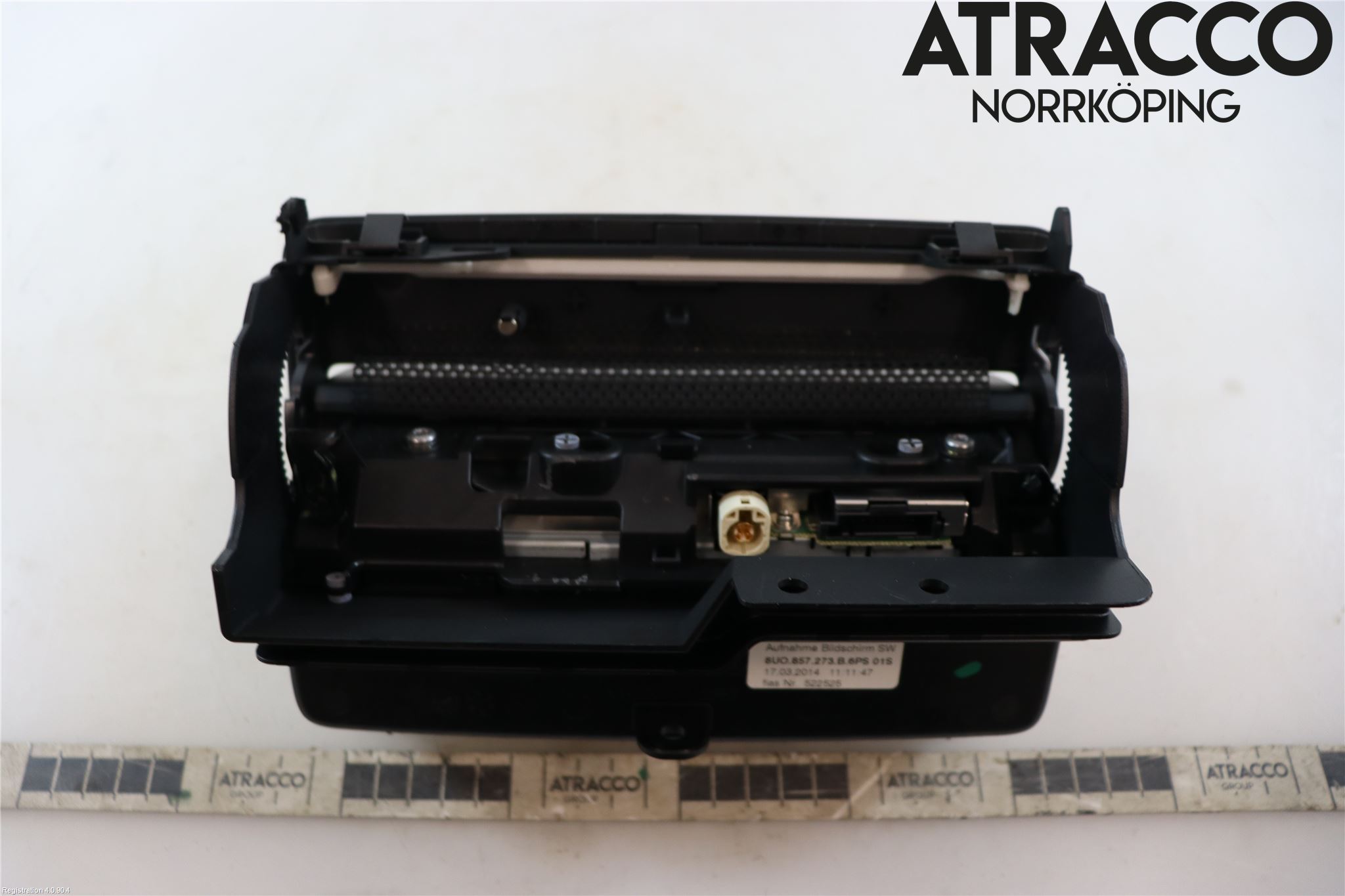 Audi Q3 8U 12-18 Bildskärm