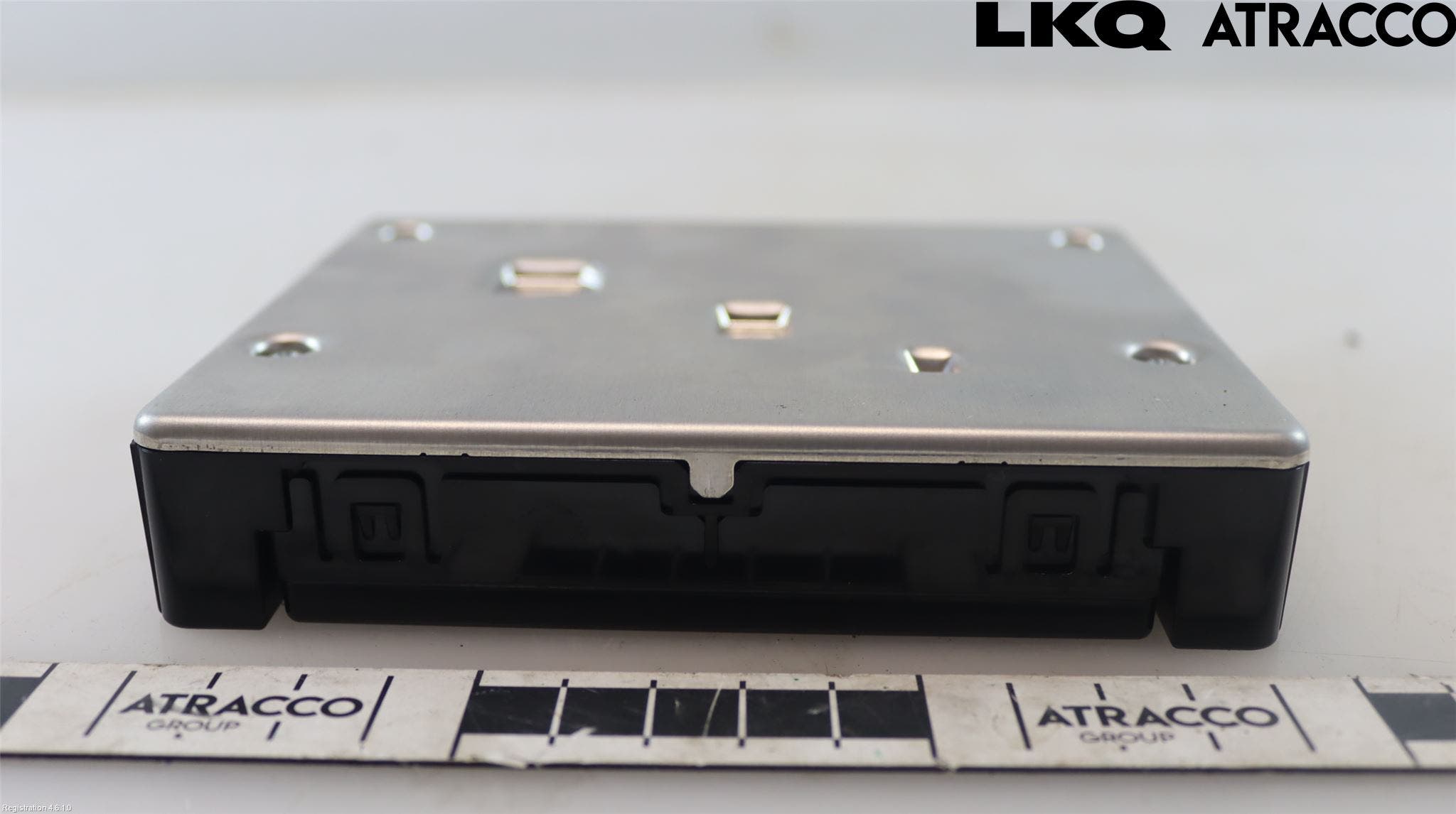 Toyota RAV4 19- Telefon