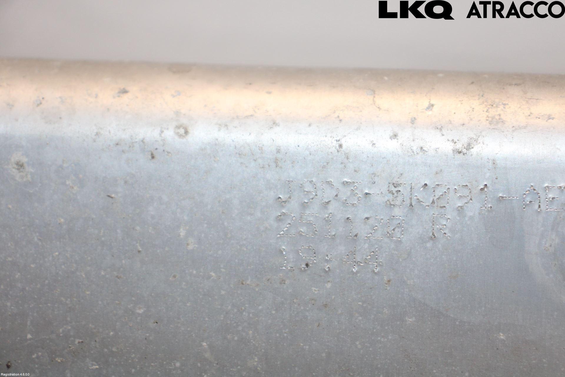 Jaguar I-PACE 18- Bakaxelbalk