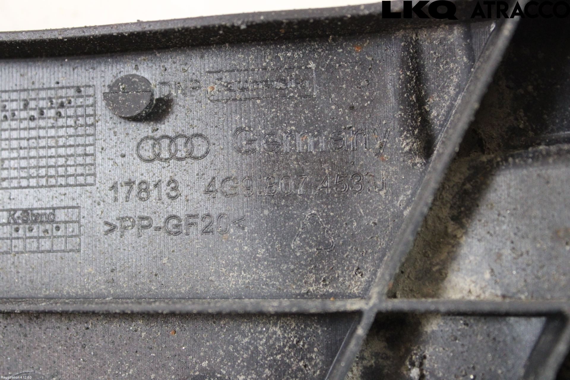 Audi A6 ALLROAD 12-18 Stötfångarfäste Bak Vä
