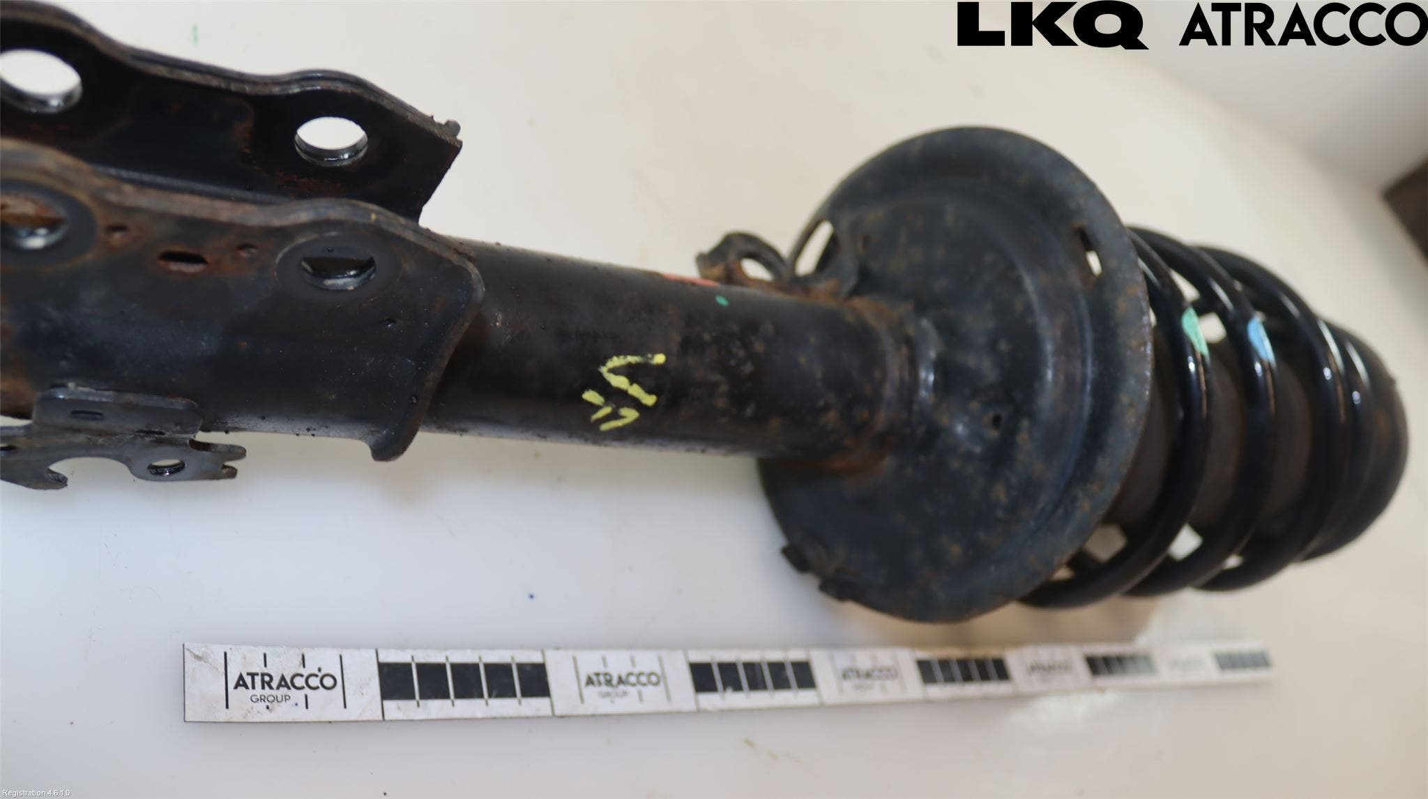 Toyota YARIS XP130 15-20 Fjäder Fram