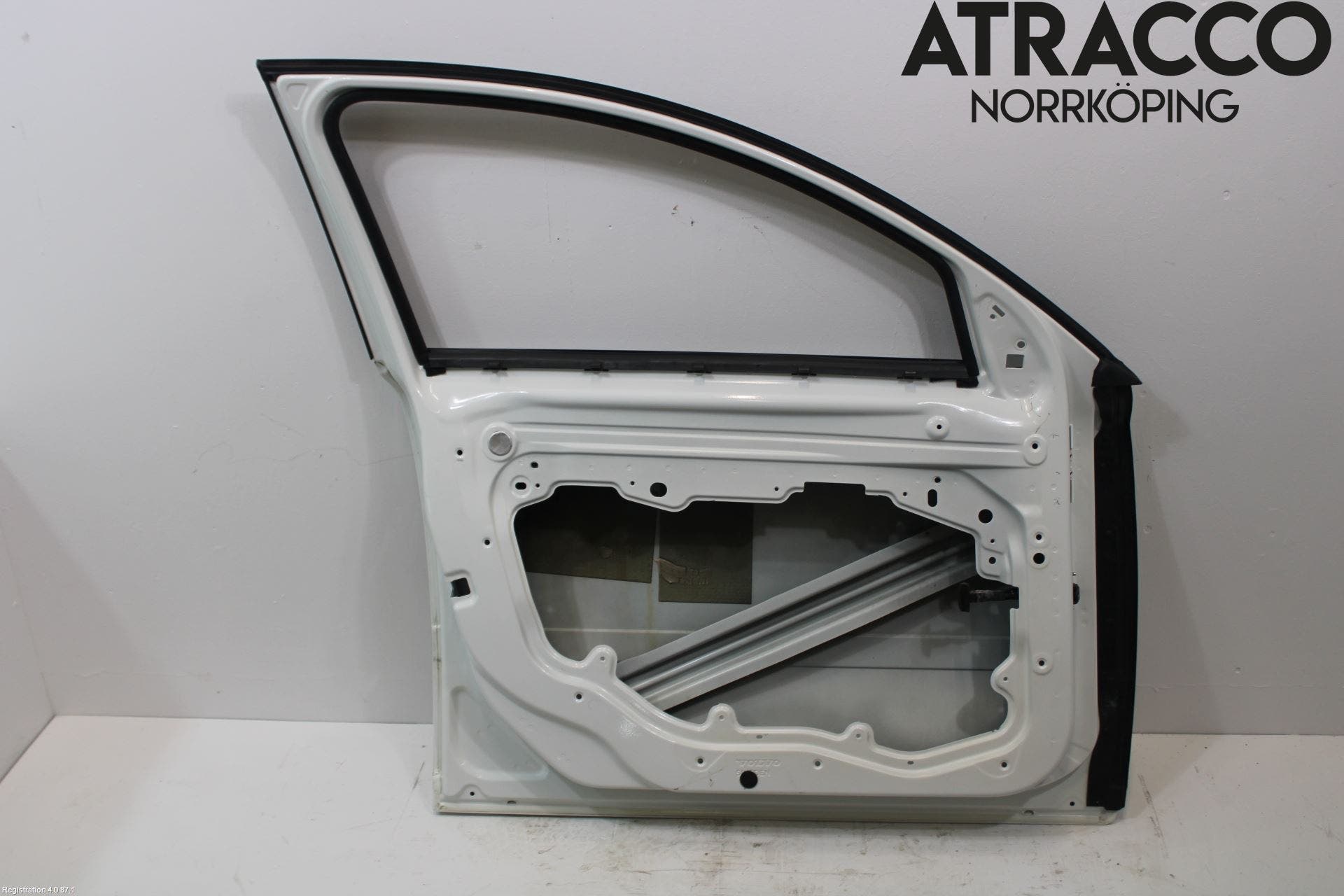 Volvo V50 08-12 Dörr Fram Vänster