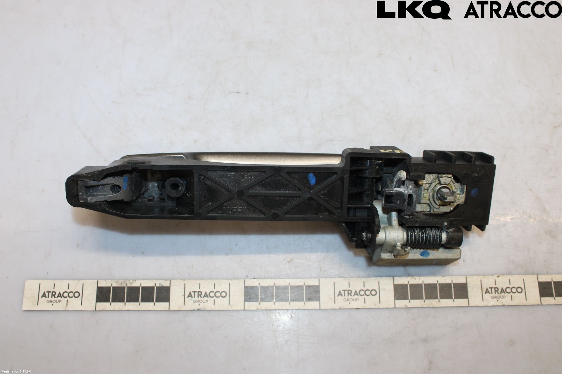 Nissan QASHQAI+2  10-14 Dörrhandtag Yttre Vä