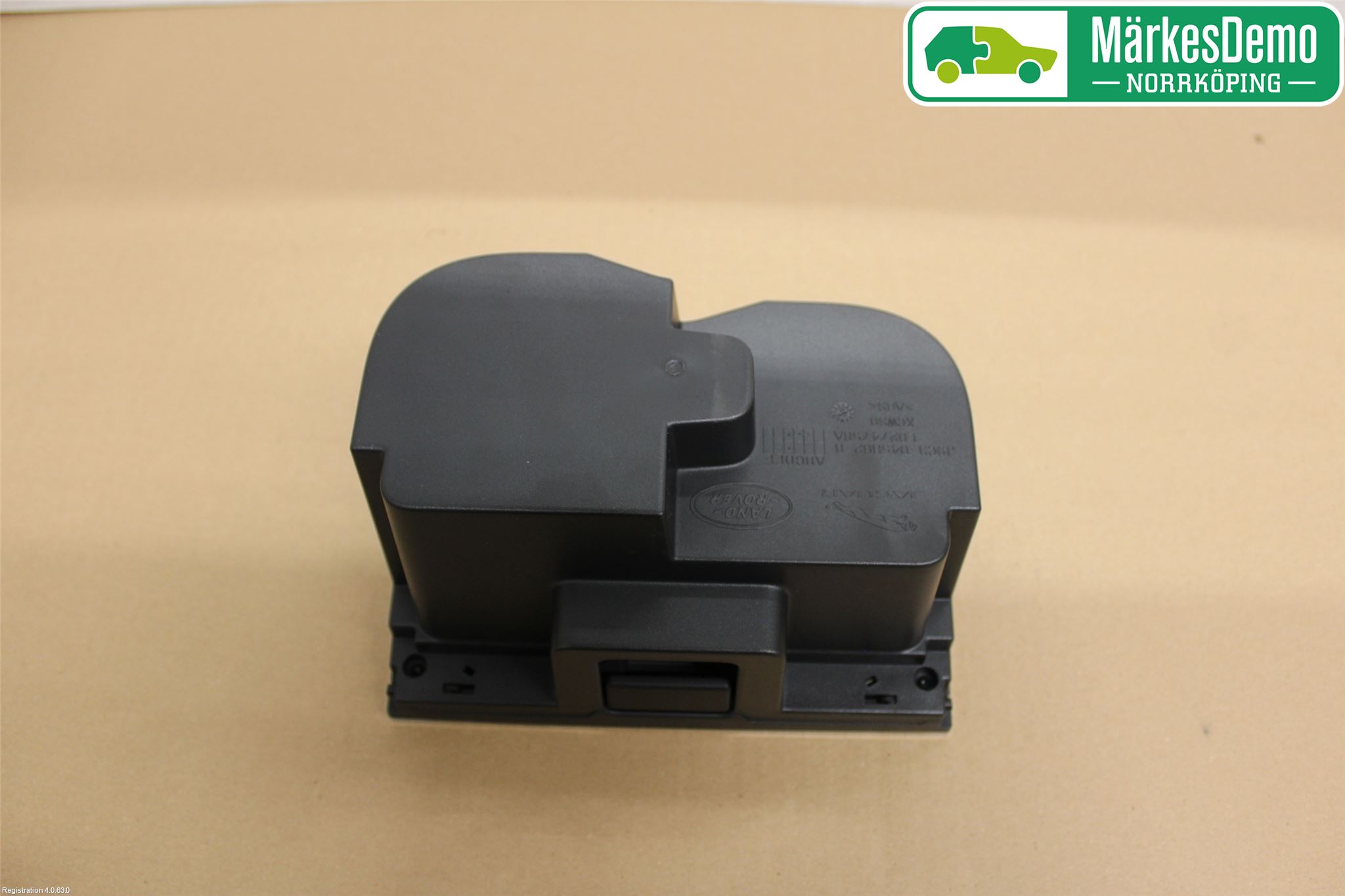 Jaguar I-PACE 18- Mugghållare