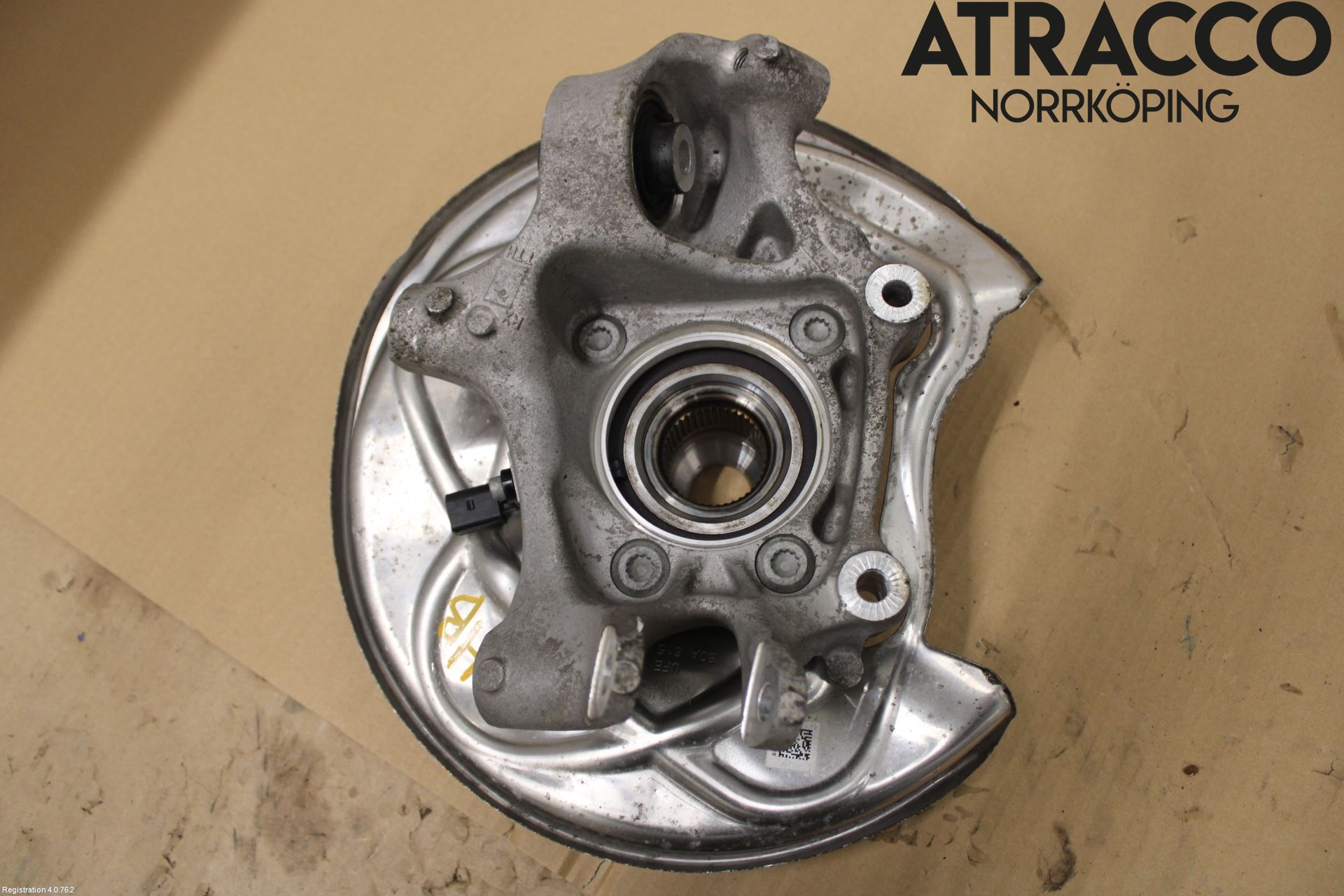 Audi A6 F2/C8 19- Hjullagerhus-Spindel Hö B