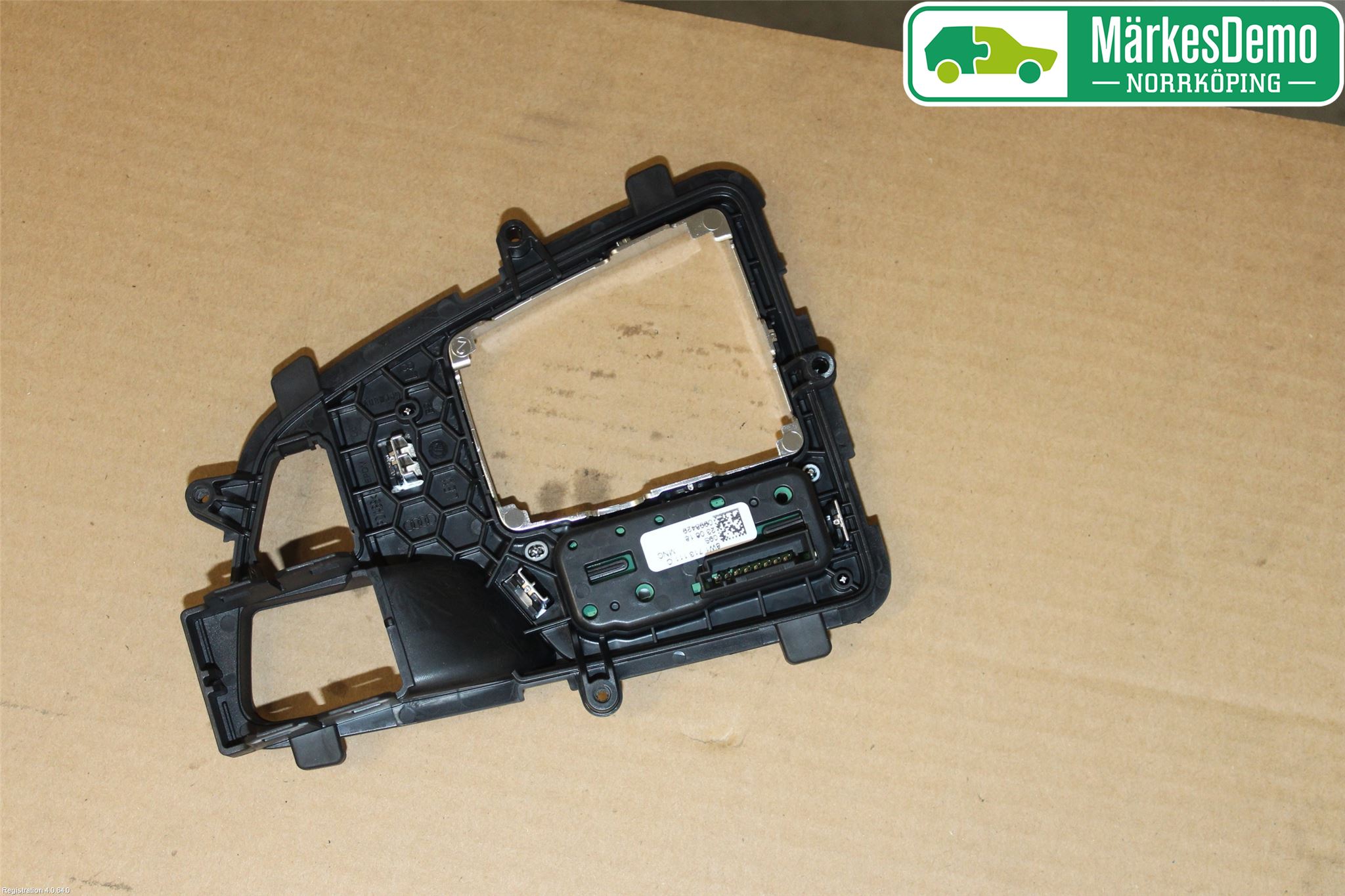 Audi A4/S4 B9 16-19 Inredning Sarg Växelspak