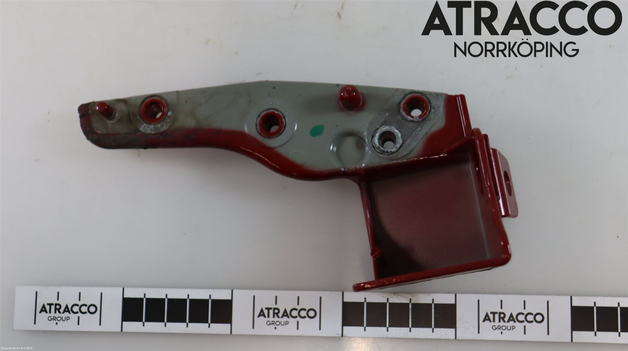 Jaguar F-PACE Skärmfäste Fram Hö