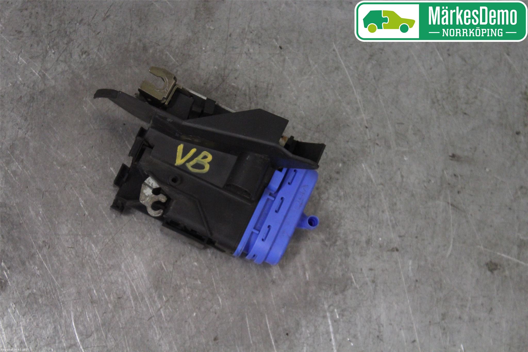 Audi A3/S3     96-03 Låskista-Dörrlås