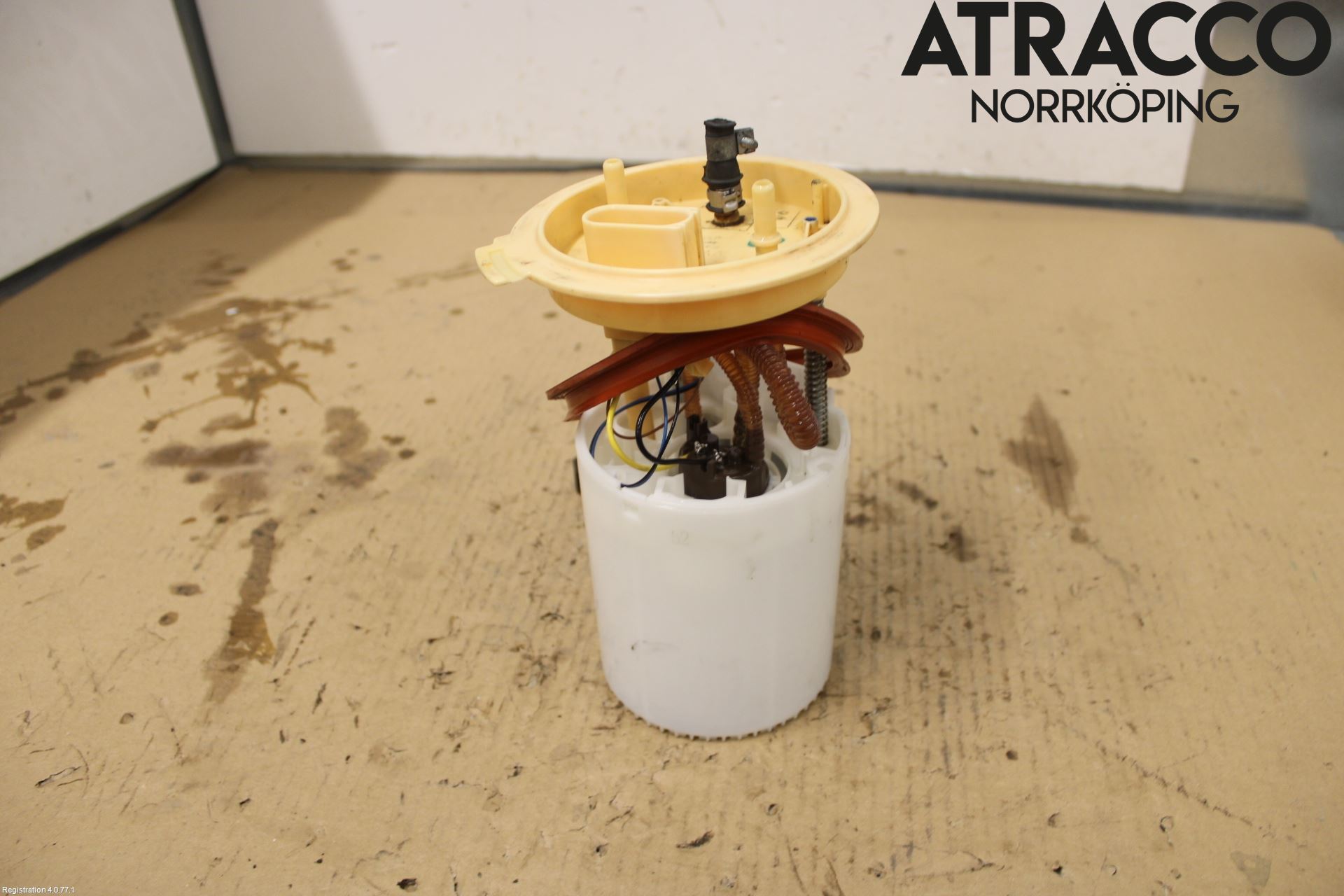 Volkswagen VW PASSAT 11-14 Bränslepump El