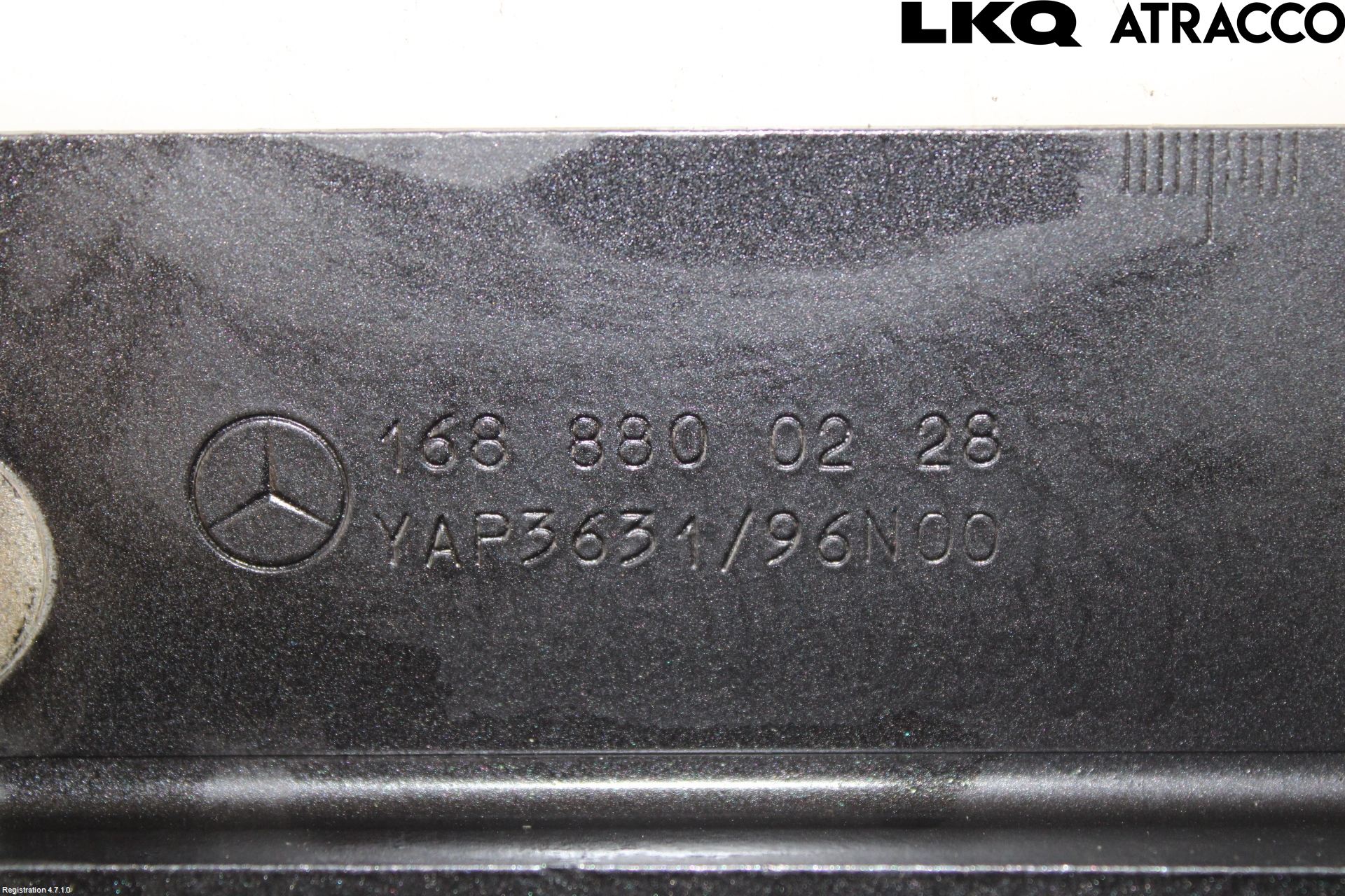 Mercedes-Benz MB A-KLASS (W168) 98-04 Huvgångjärn