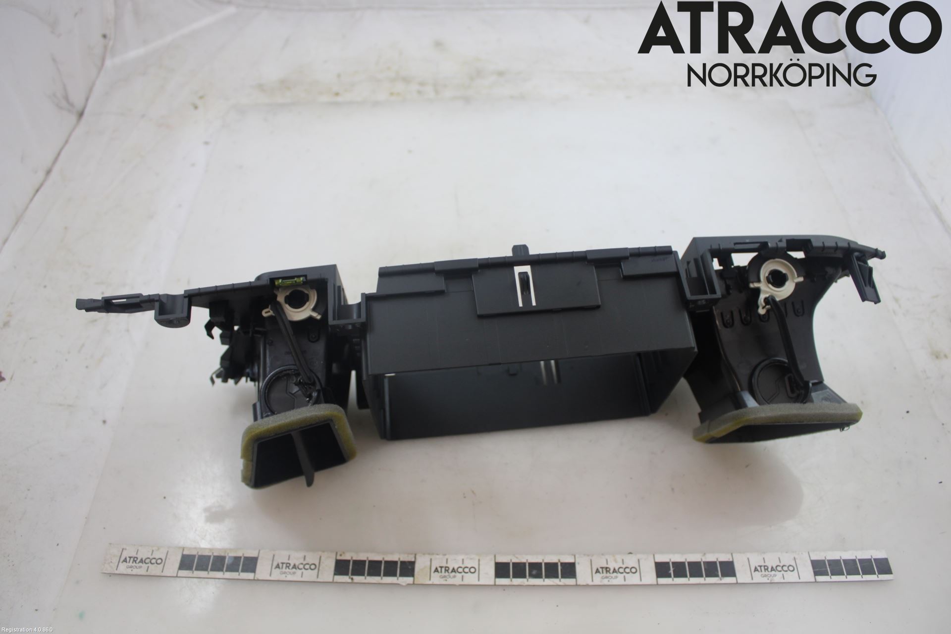 Seat LEON 13-20 Defrosterkanal-Munstycke