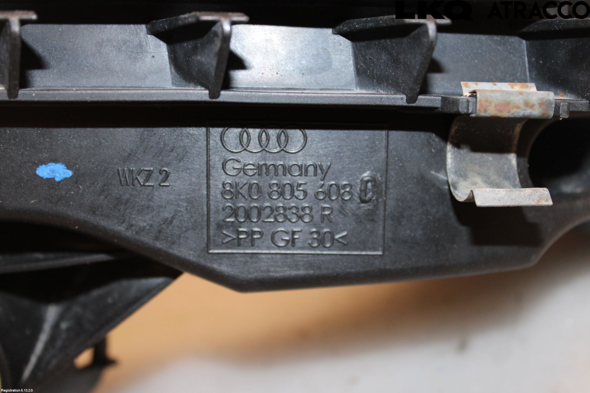 Audi A4/S4 08-11 Strålkast Fästsarg