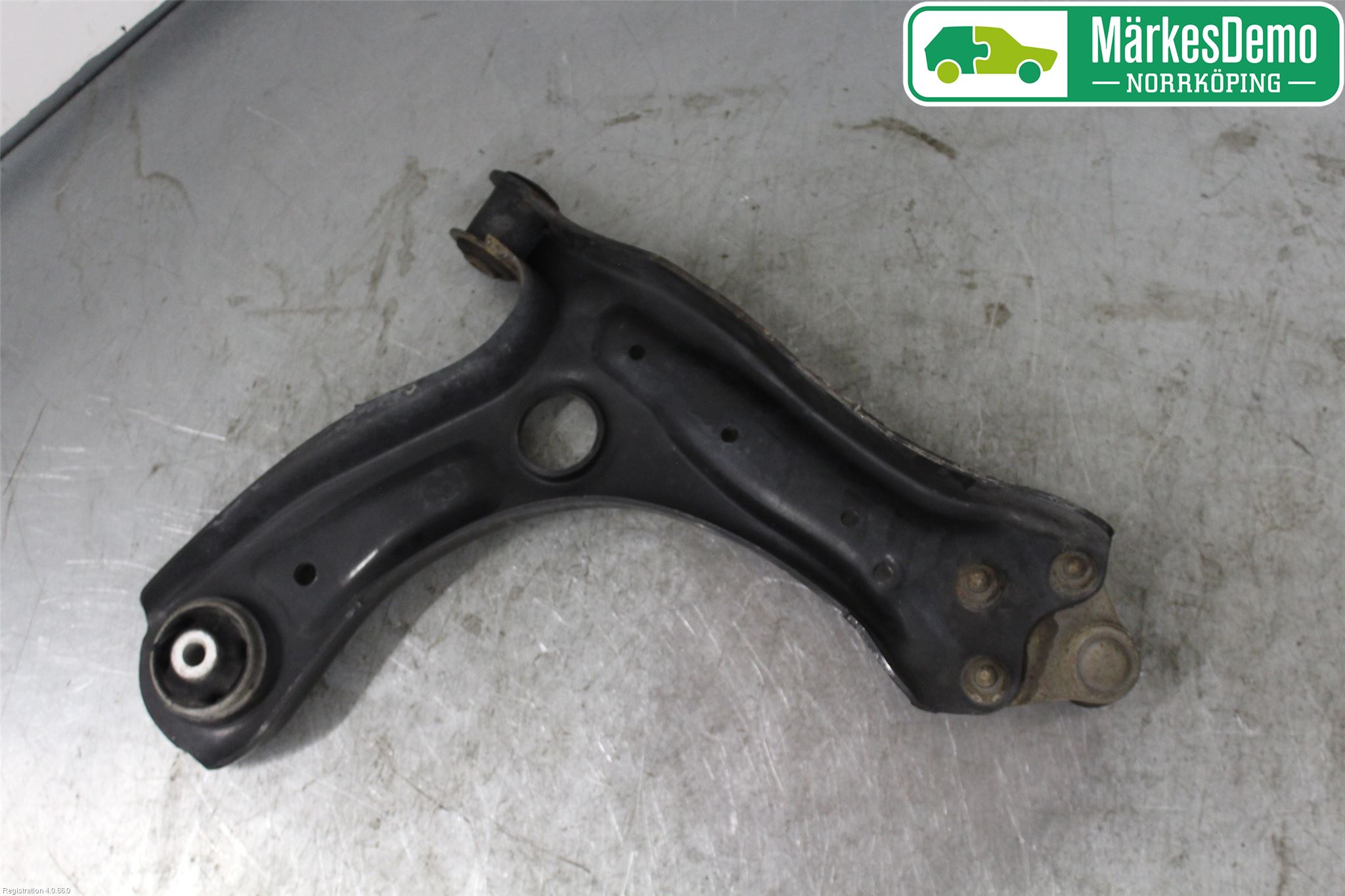 Volkswagen VW POLO 10-17 Bärarm Fram Undre Vä