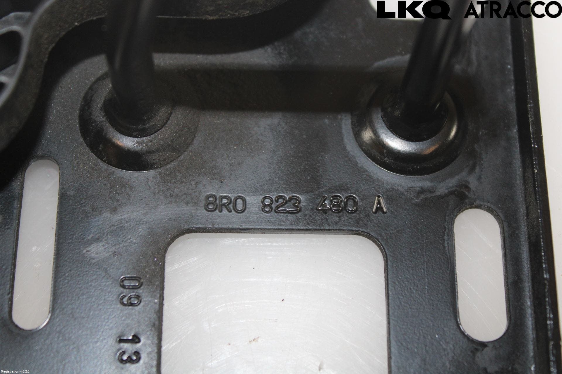 Audi Q5 09-16 Huv Spärr