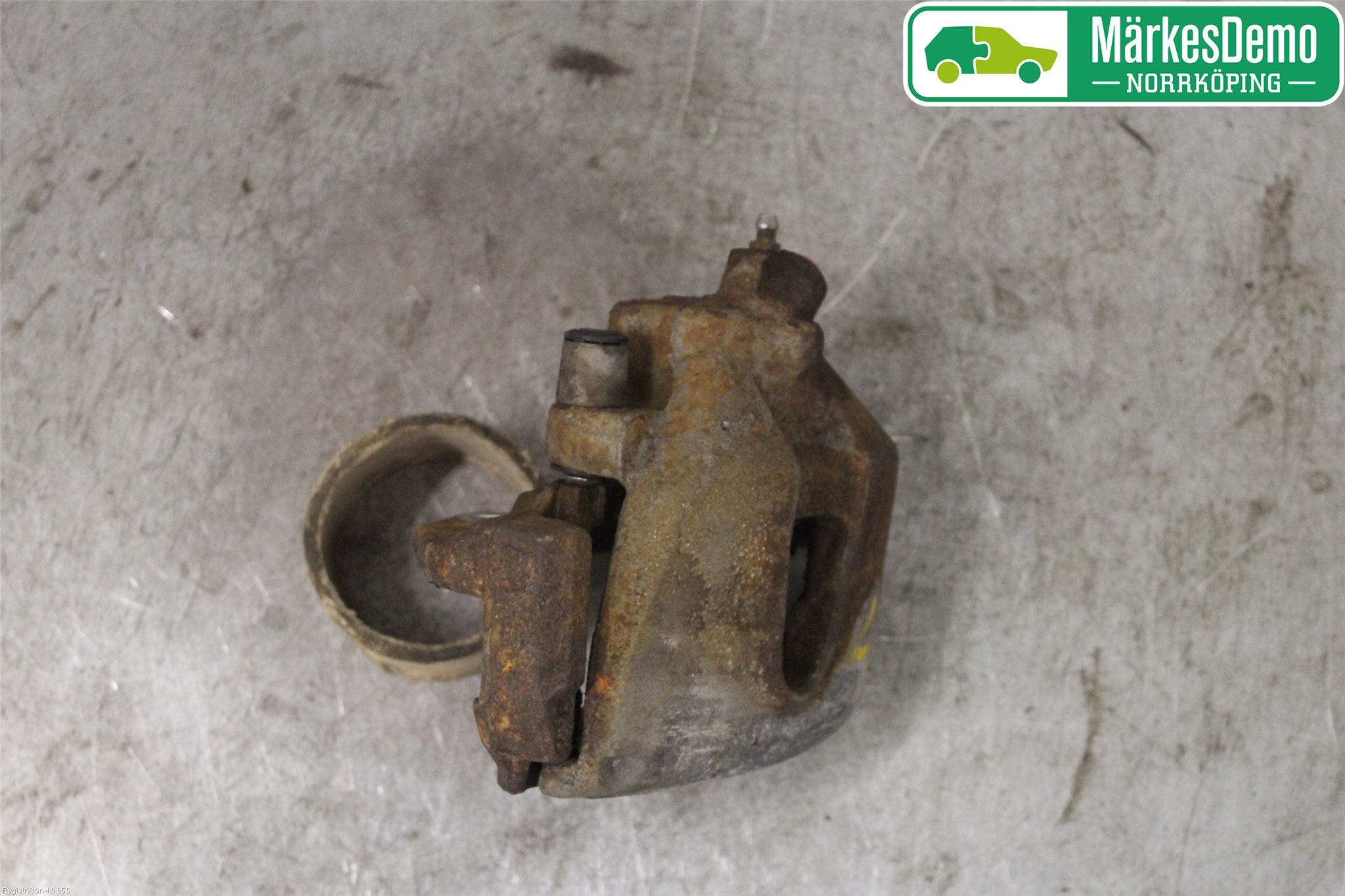 Ford FOCUS 08-11 Bromsok Fram Vänster