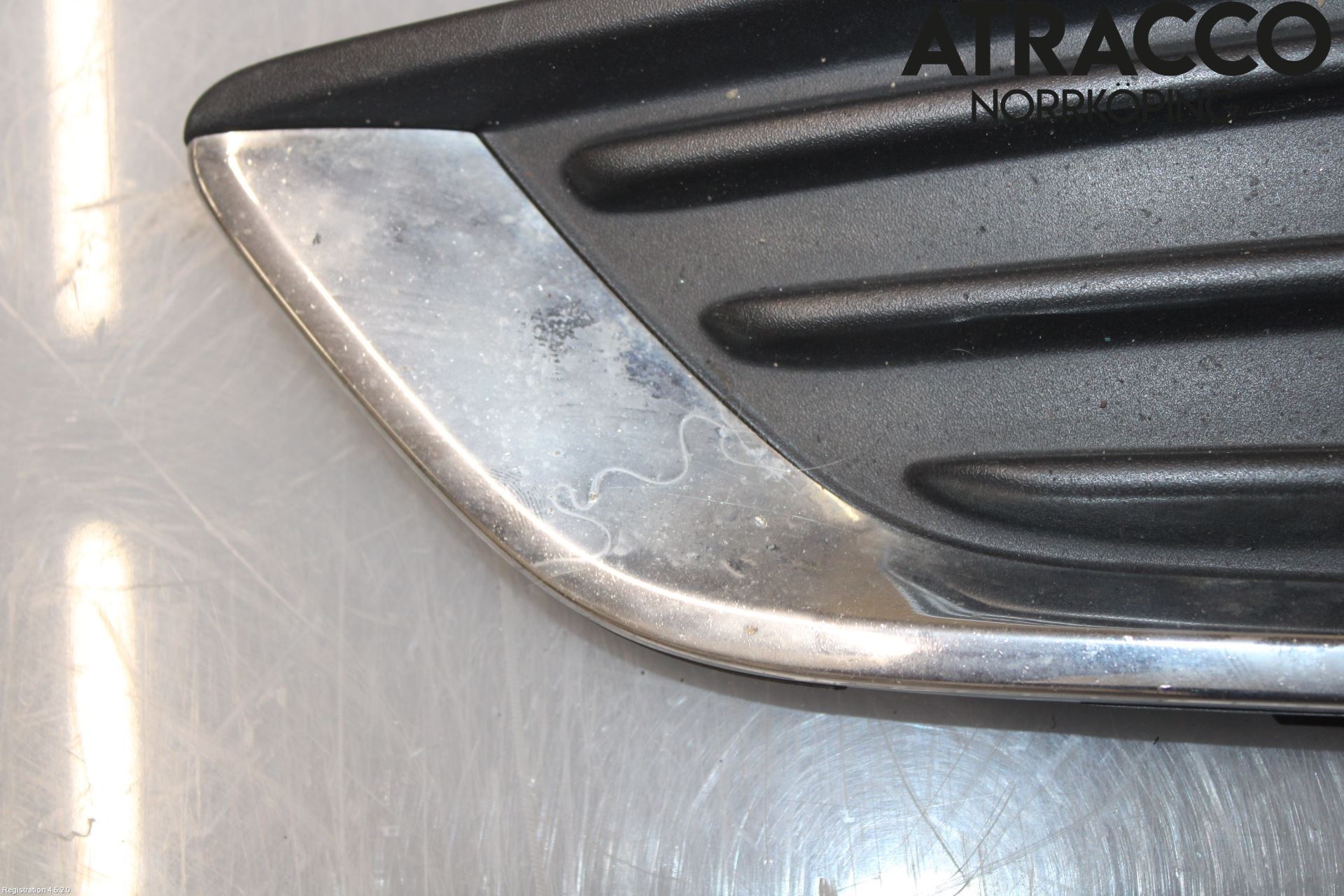 Ford FOCUS 15-18 Dimljussarg Fram