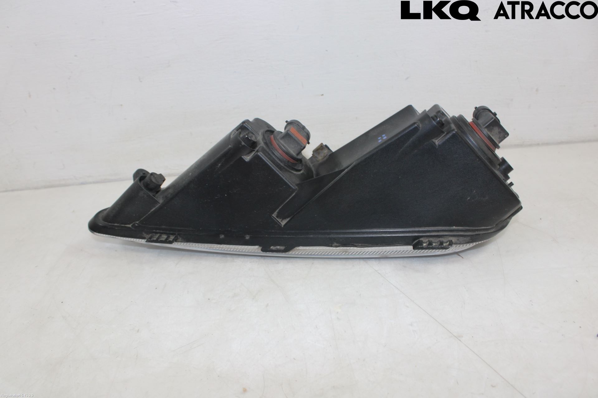 Volkswagen VW PASSAT 11-14 Dimljus-Varselljus Fram
