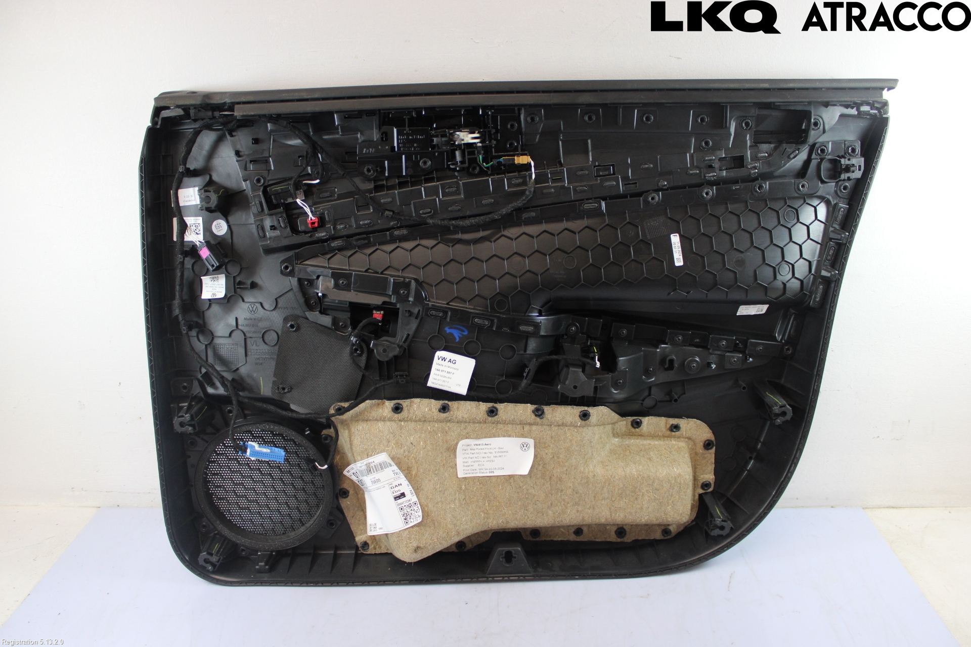 Volkswagen VW ID.7/TOURER 24- Dörrklädsel Vä