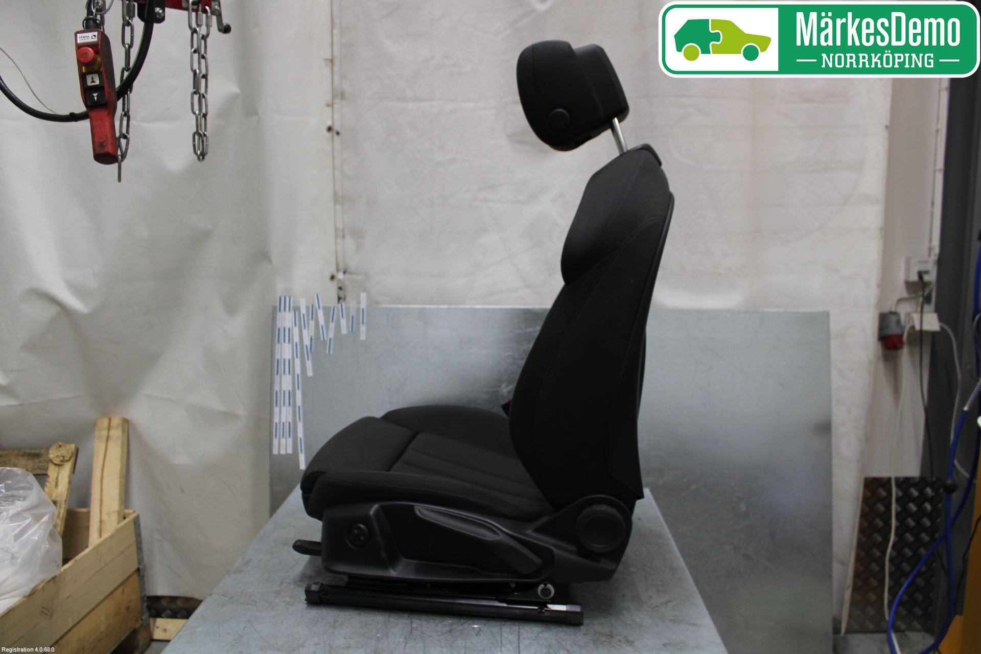 Audi A4/S4 B9 20- Inredning Stol Fram Vä