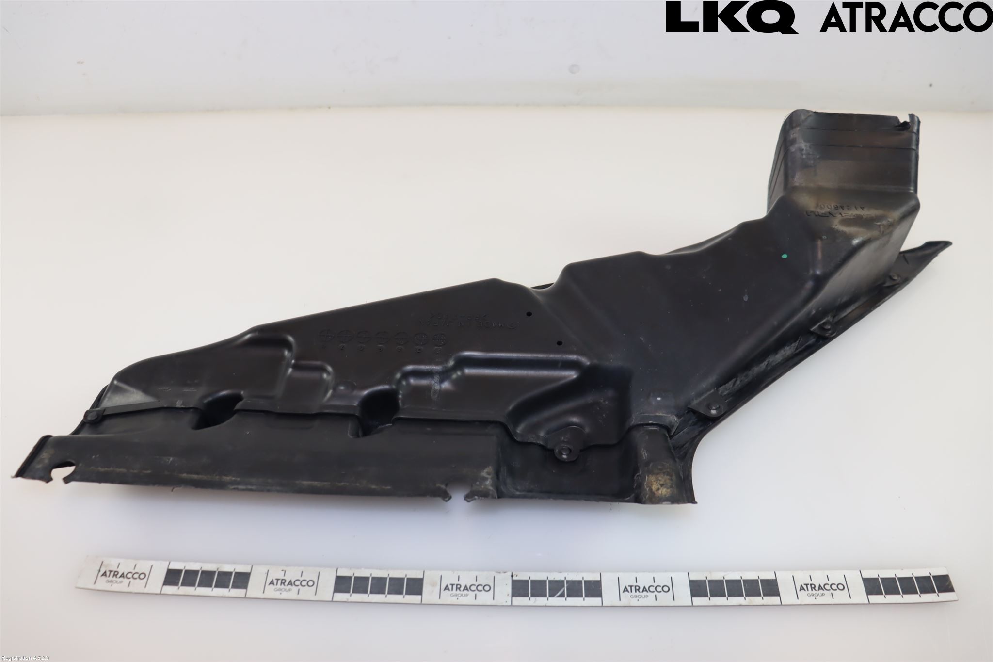 Subaru LEGACY    04-06 Deflektor Plåt-Plast Kylning