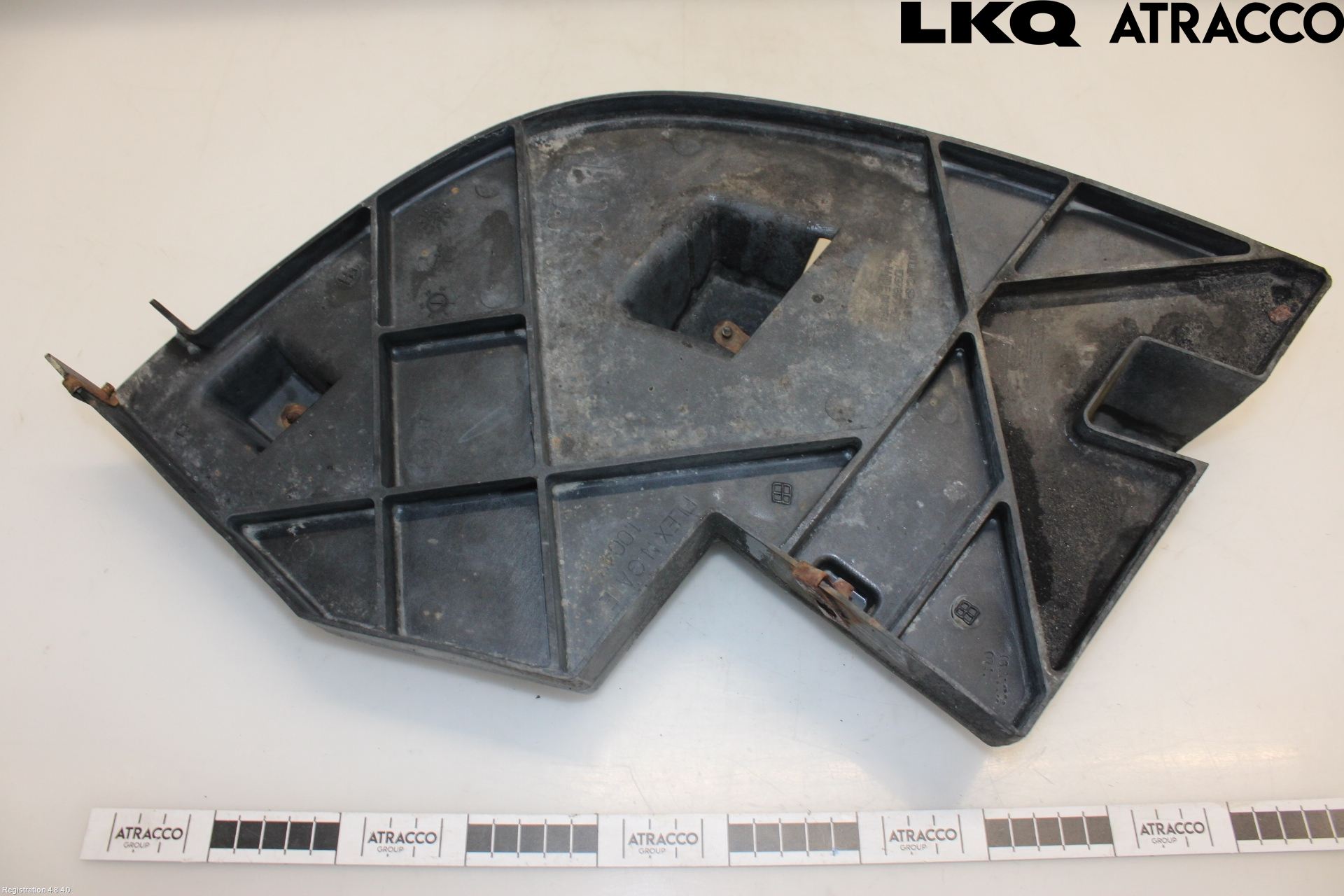 Cadillac ESCALADE Hasplåt Plåt-Plast