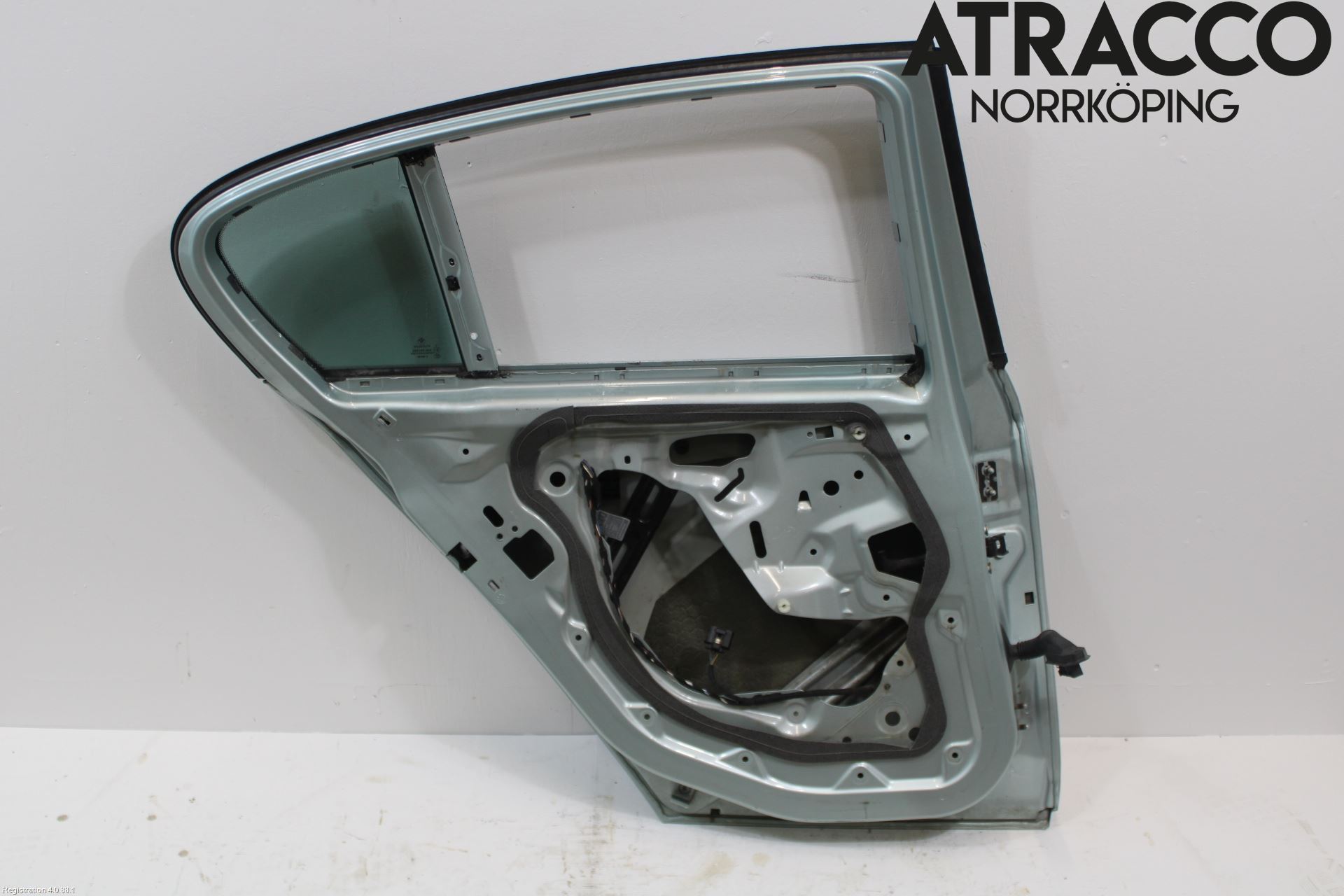 BMW 1 E87/81 5D/3D 03-11 Dörr Bak Vänster