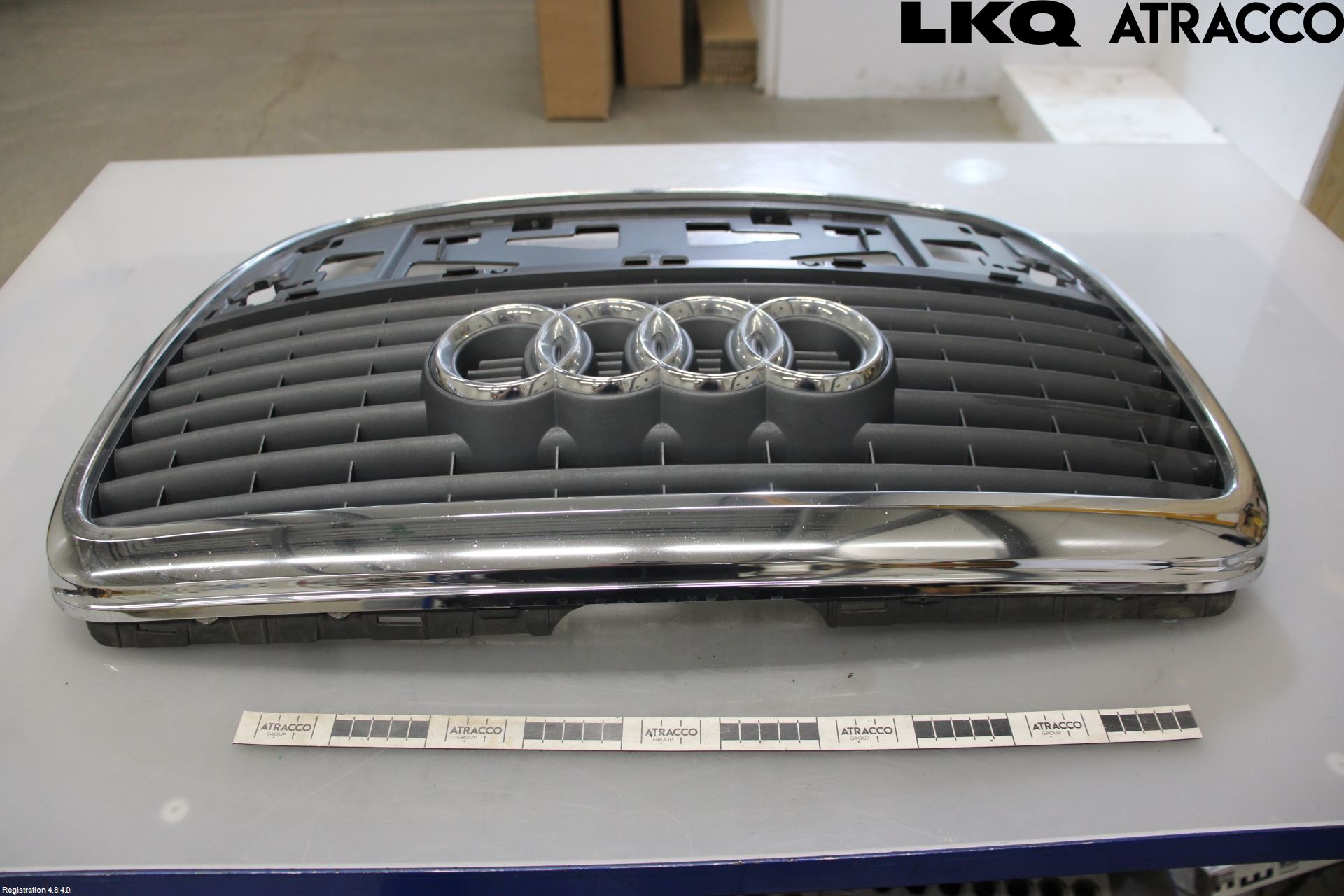 Audi A6/S6     05-11 Grill Komp
