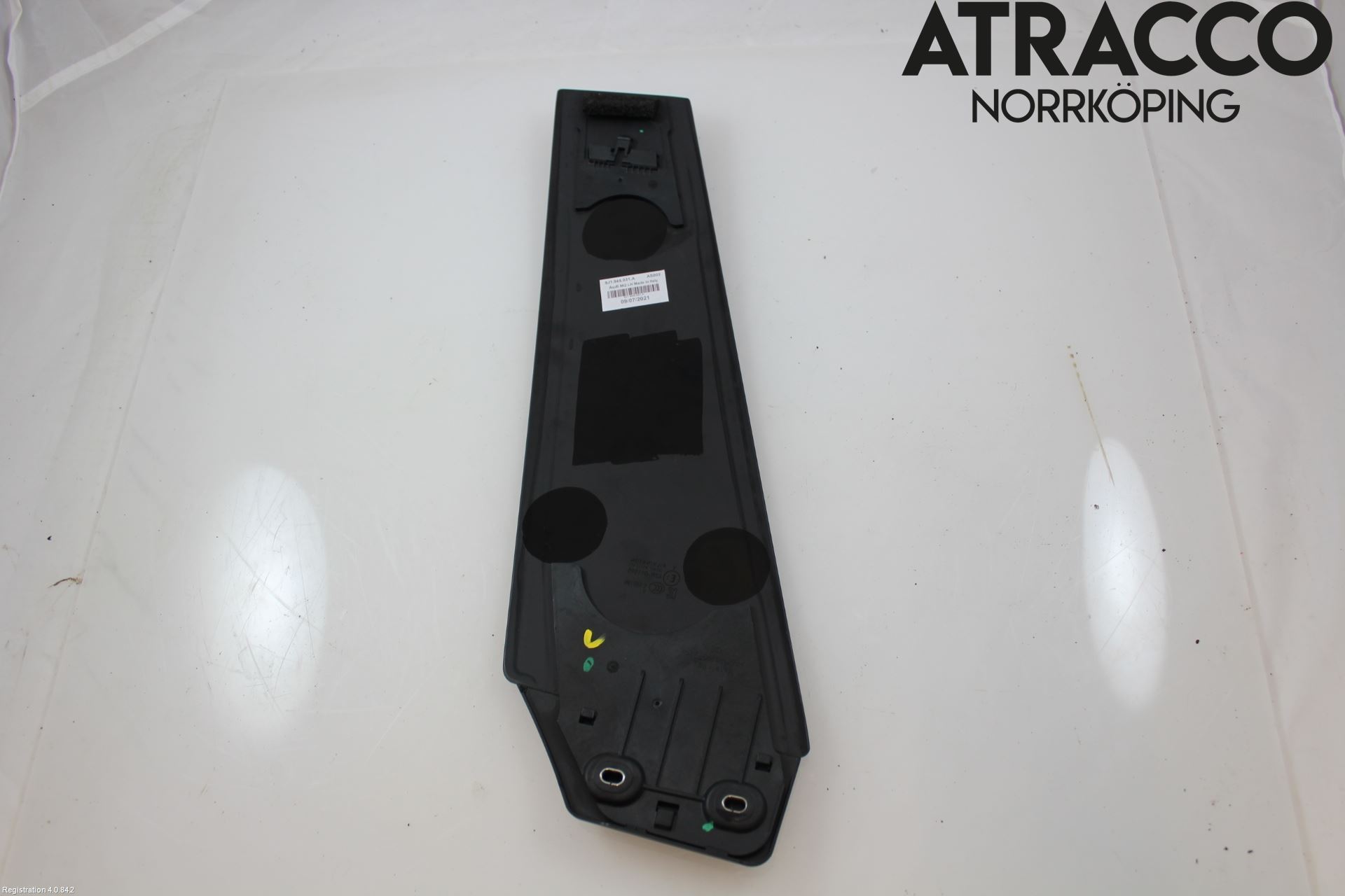 Audi E-TRON GT FW 21- Dörr Dekorlist Fram Vä